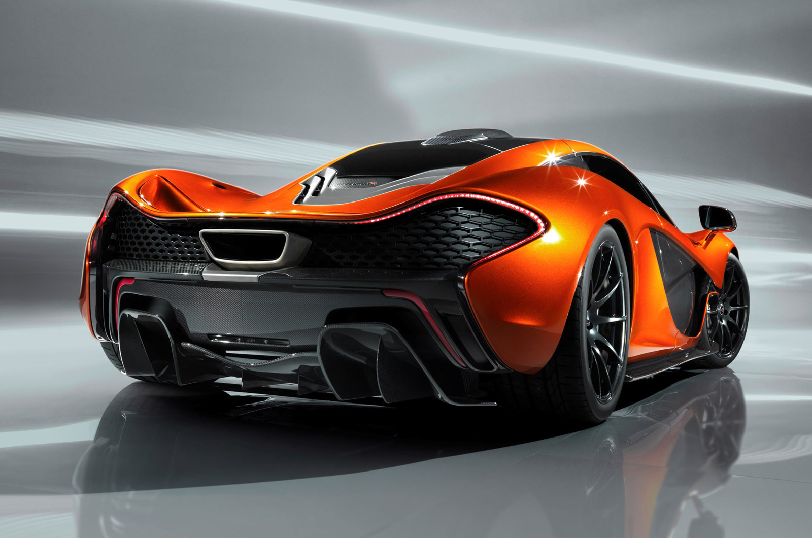 McLaren P1 photo #30