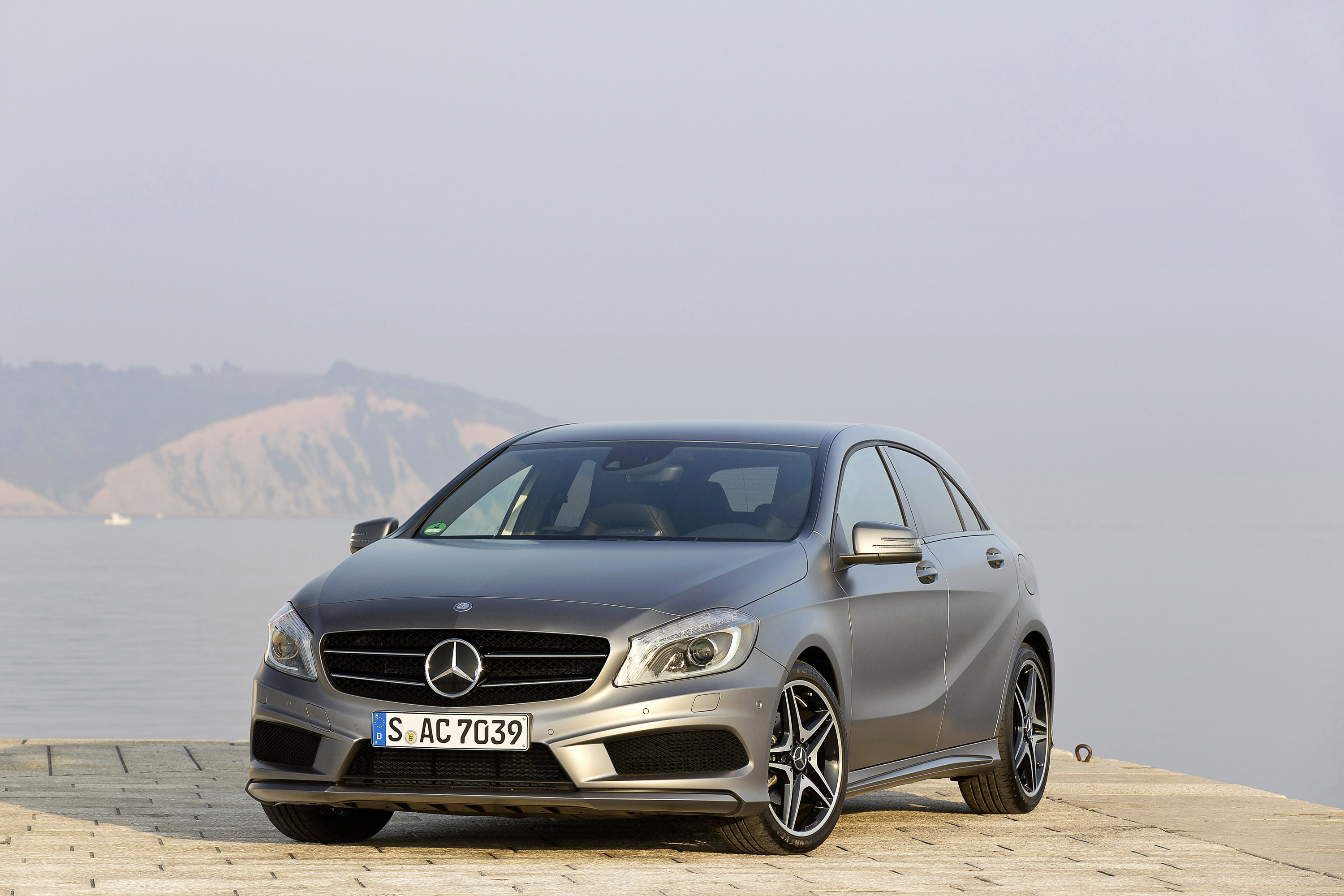 Mercedes A-Class photo #18