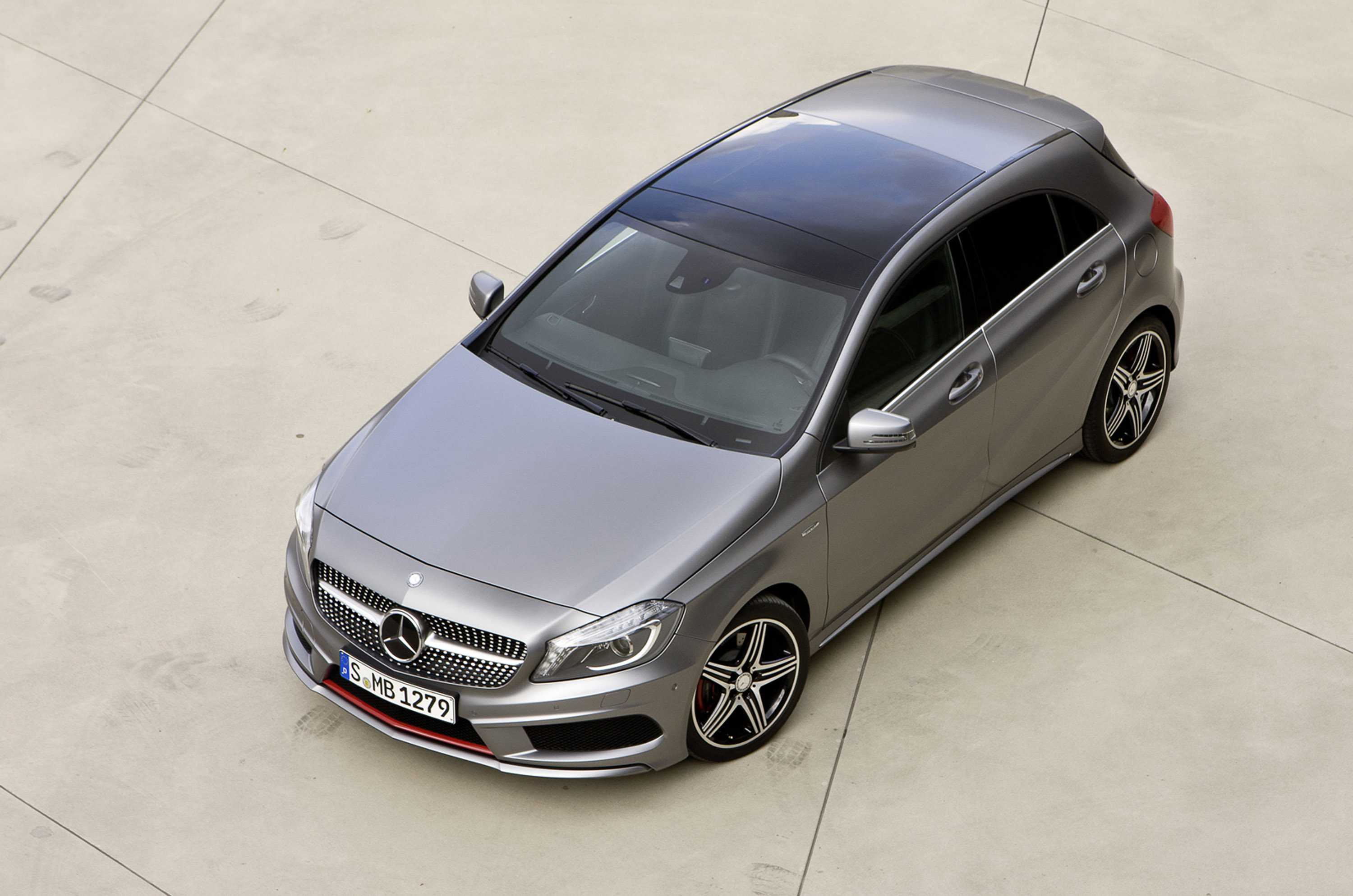 Mercedes A-Class photo #28