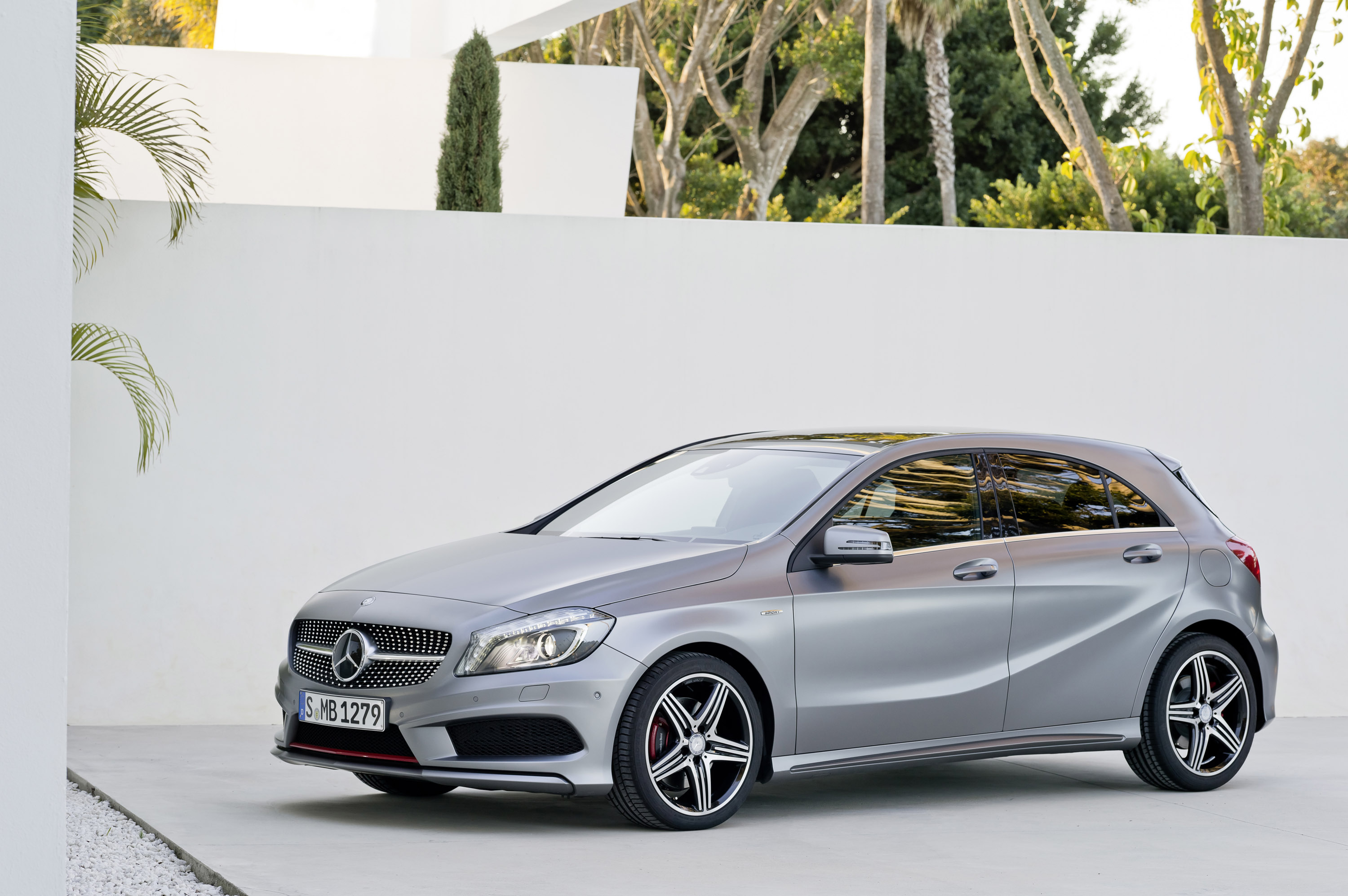 Mercedes A-Class photo #37