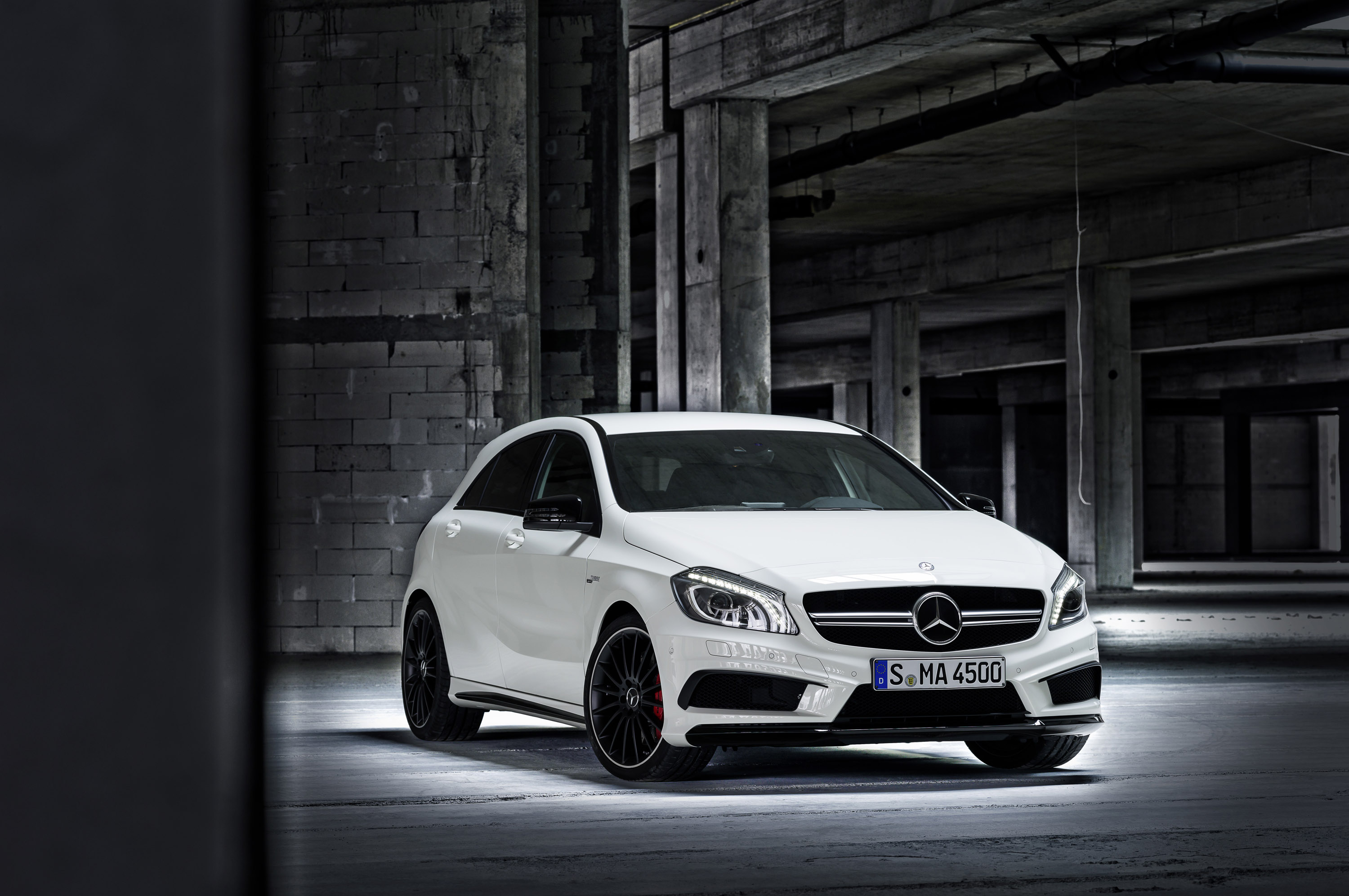 Mercedes-Benz A 45 AMG photo #3