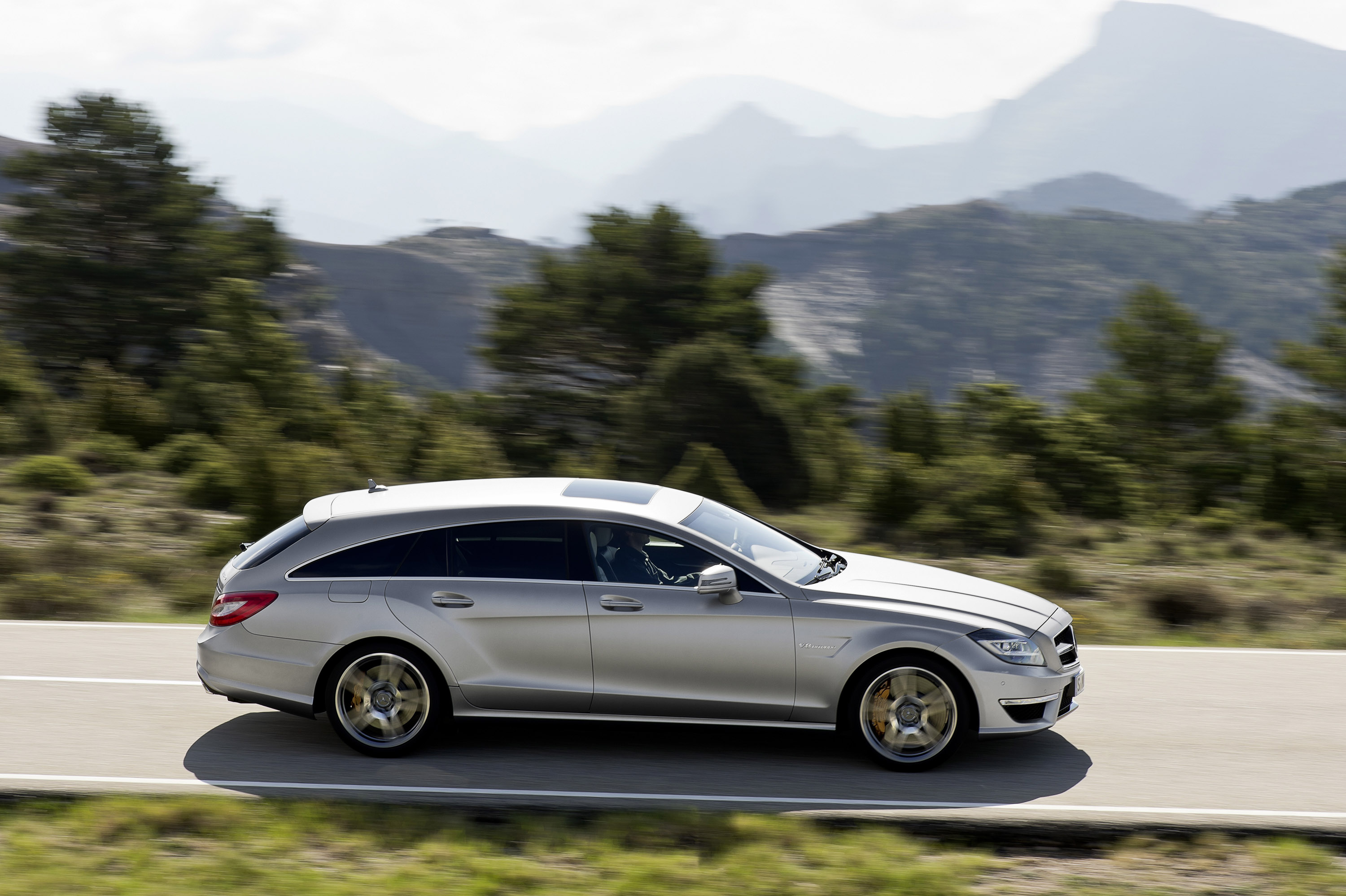 2013 MercedesBenz CLS 63 AMG Shooting Brake HD Pictures 2013 MercedesBenz CLS 63 AMG Shooting Brake HD Pictures