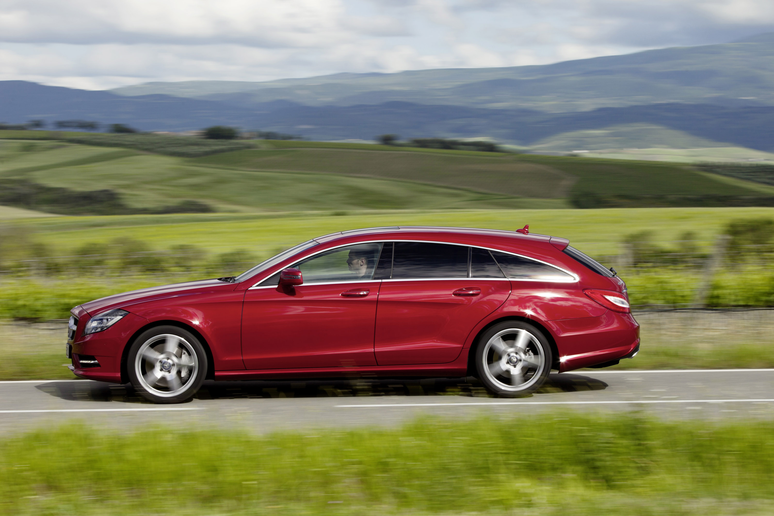 Mercedes-Benz CLS Shooting Brake photo #22
