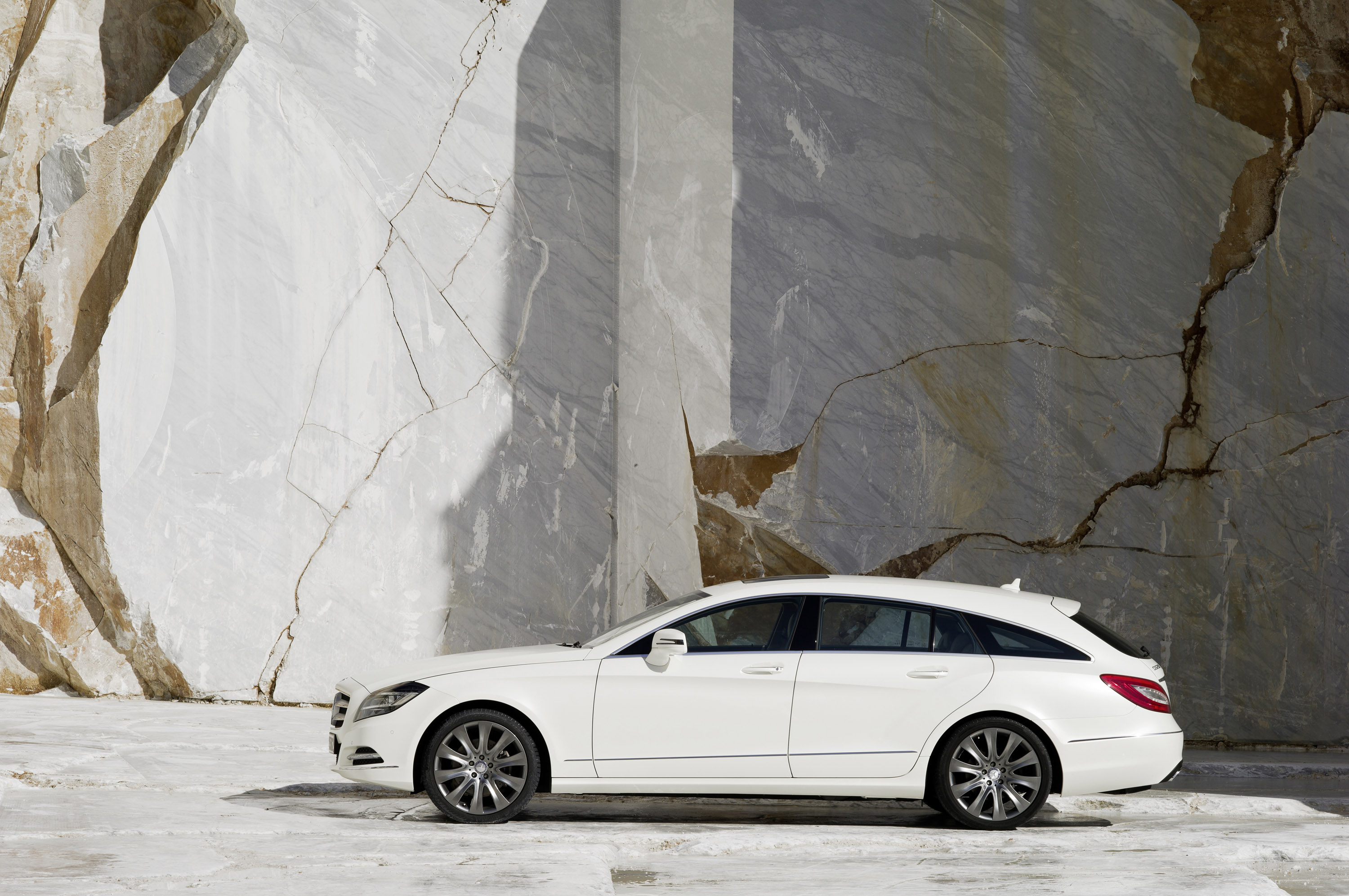 Mercedes-Benz CLS Shooting Brake photo #26