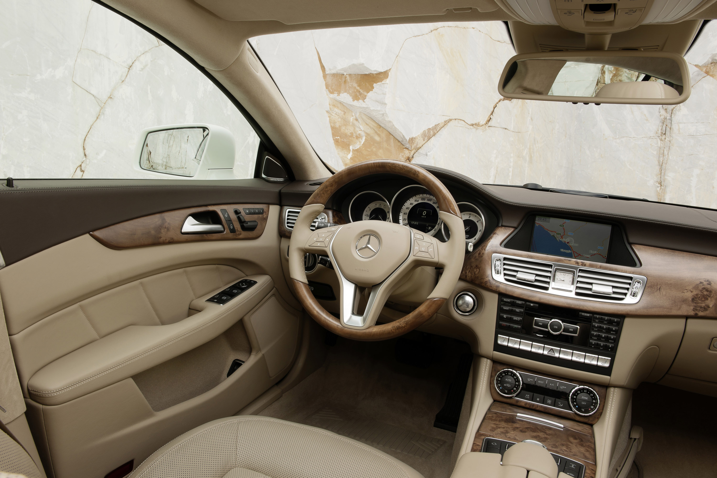Mercedes-Benz CLS Shooting Brake photo #30
