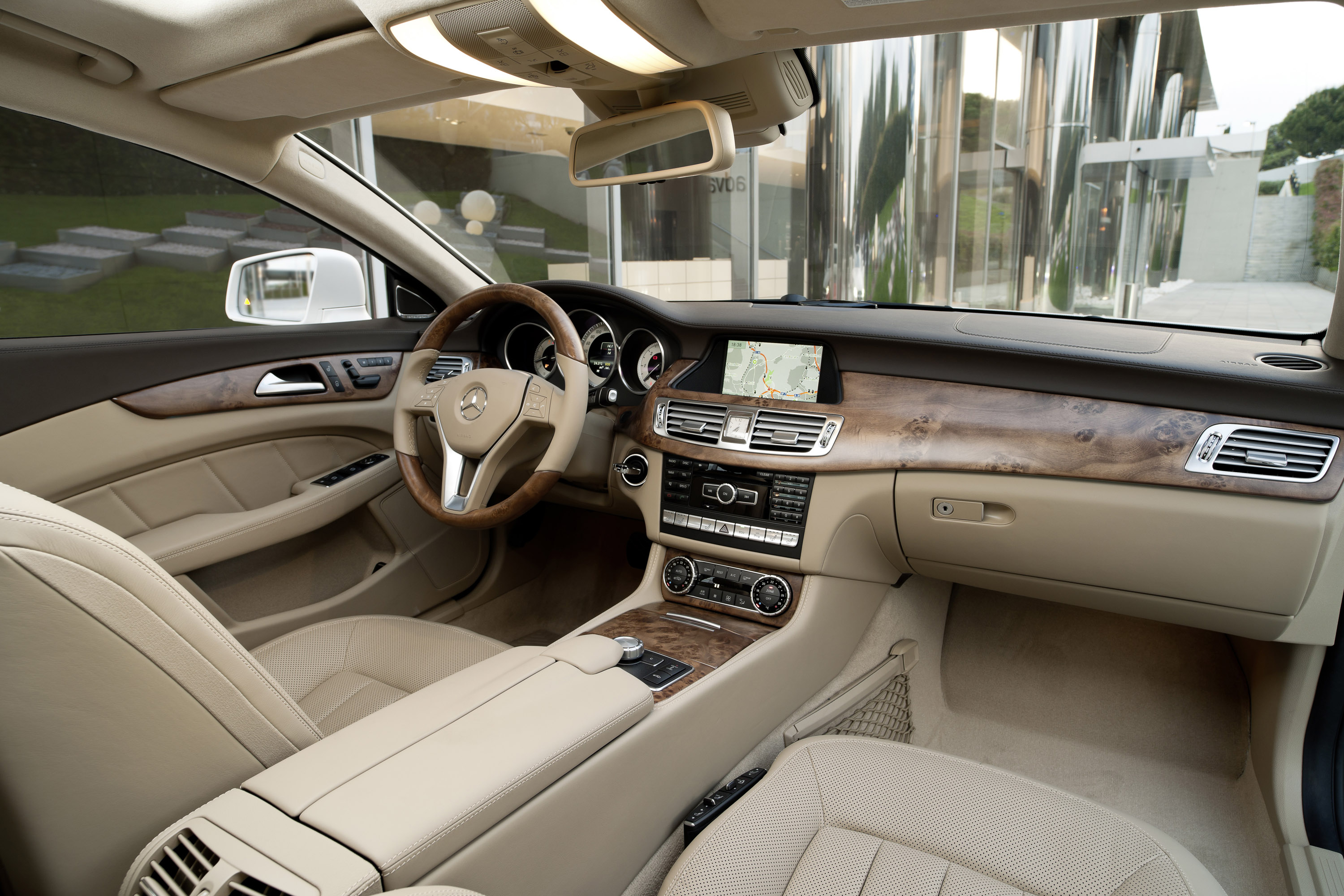 Mercedes-Benz CLS Shooting Brake photo #39