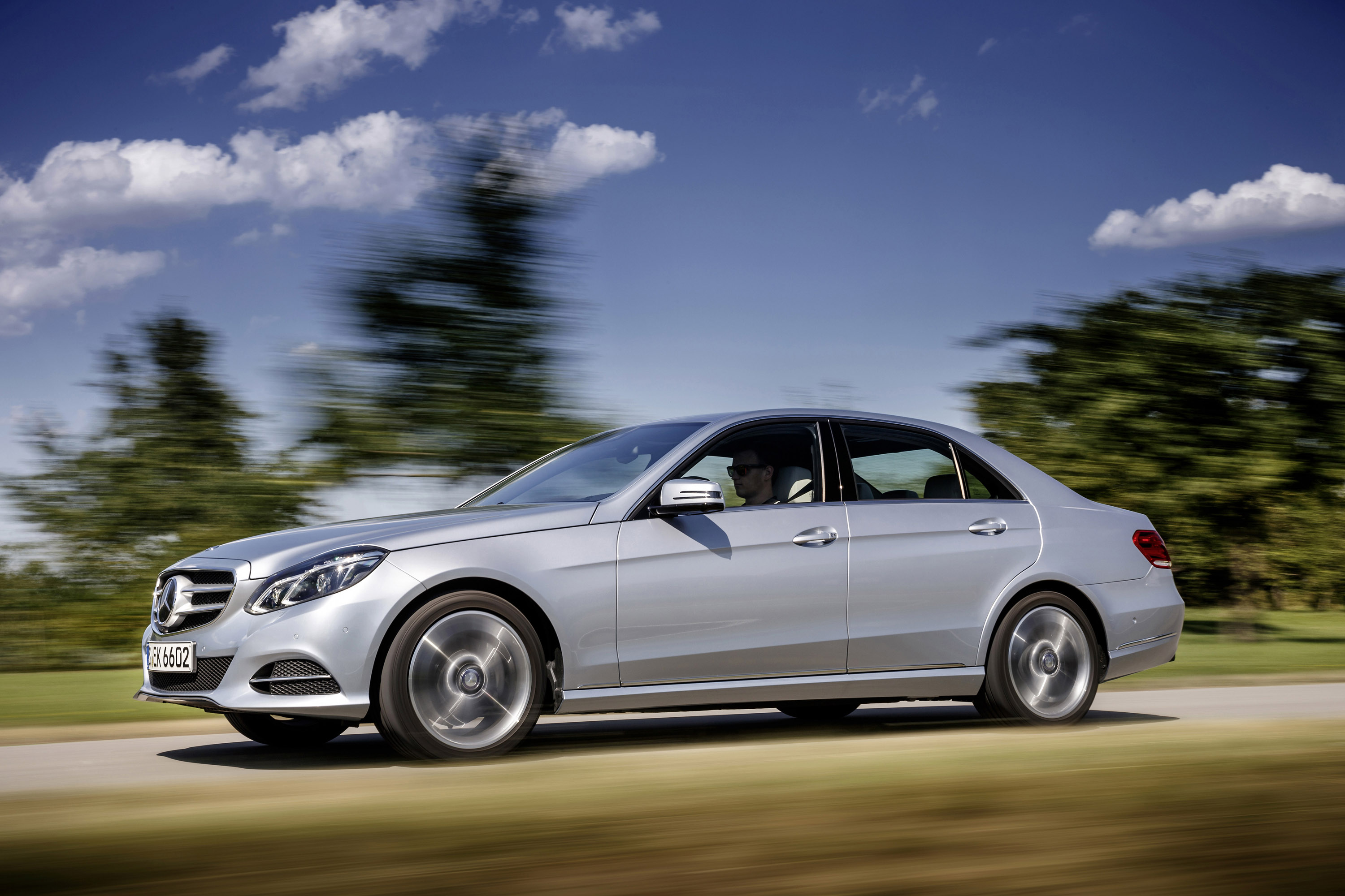 Mercedes-Benz E220 BlueTEC photo #4