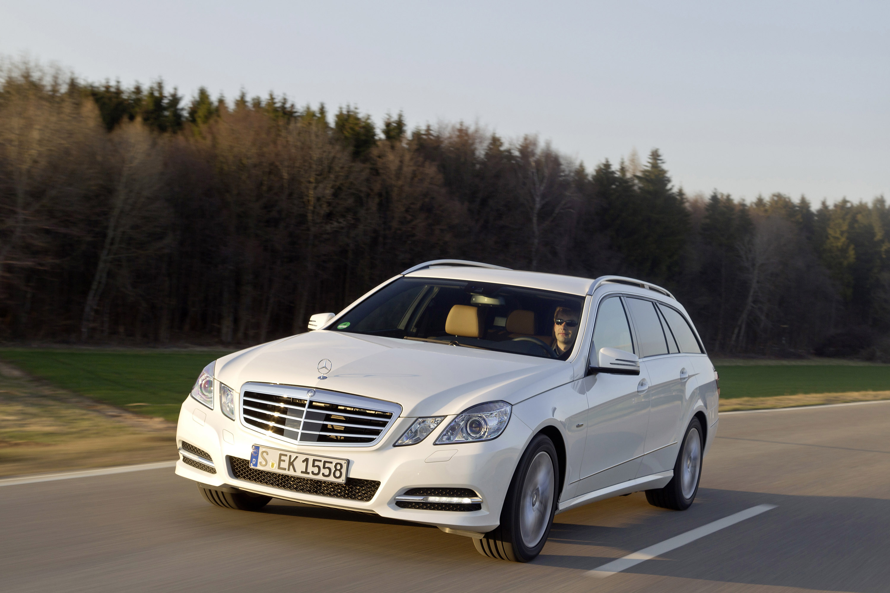 Mercedes-Benz E300 BlueTEC HYBRID photo #3