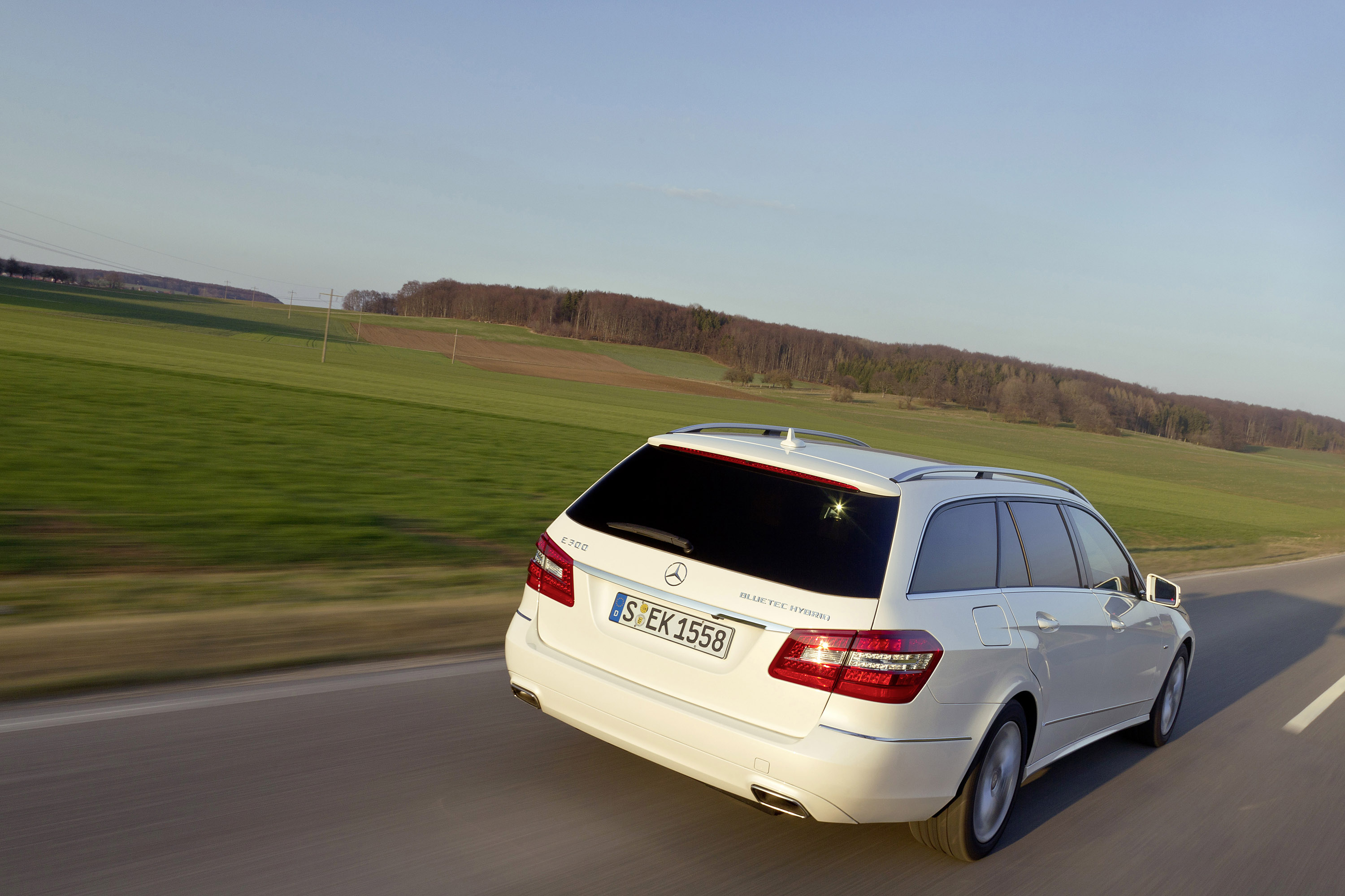 Mercedes-Benz E300 BlueTEC HYBRID photo #20