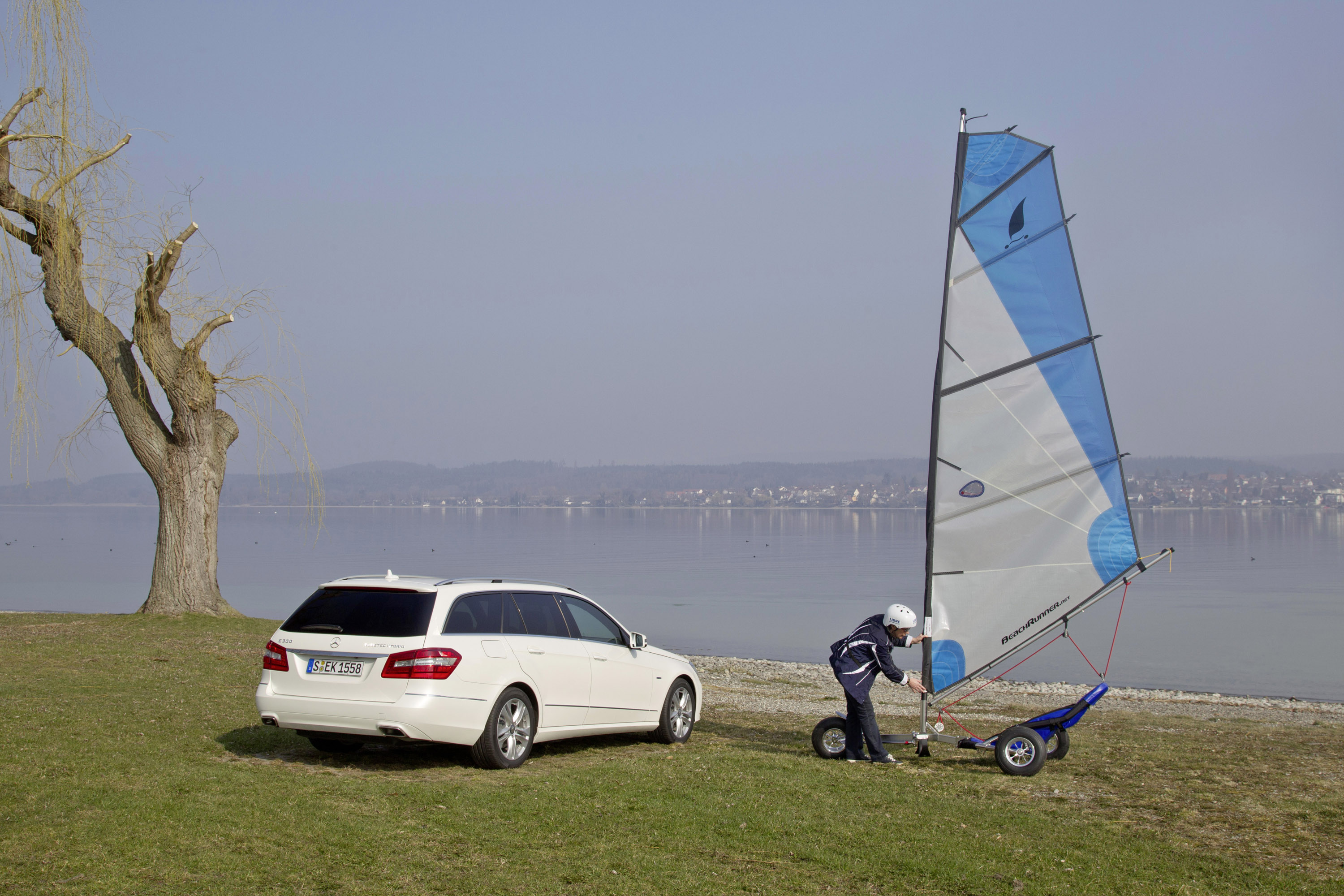 Mercedes-Benz E300 BlueTEC HYBRID photo #23