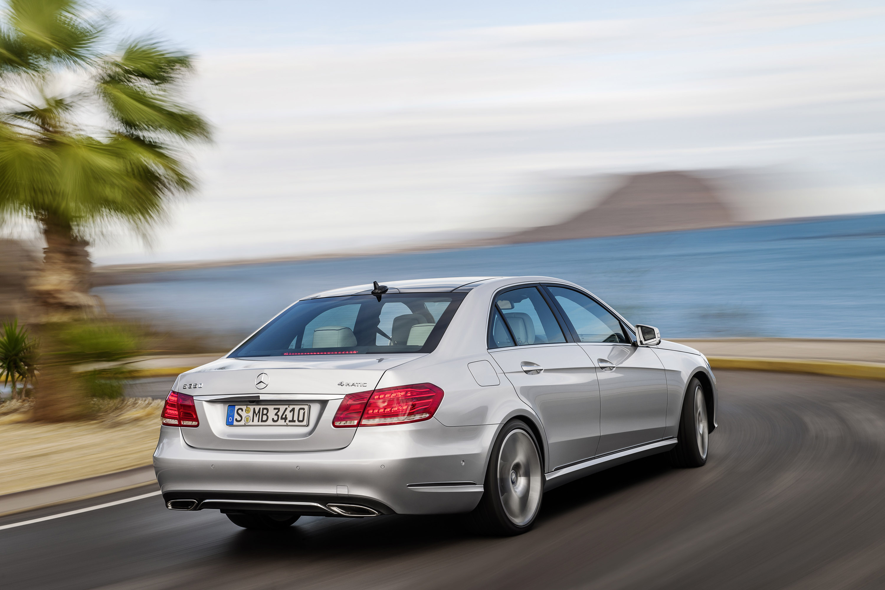 Mercedes-Benz E350 BlueTEC photo #15