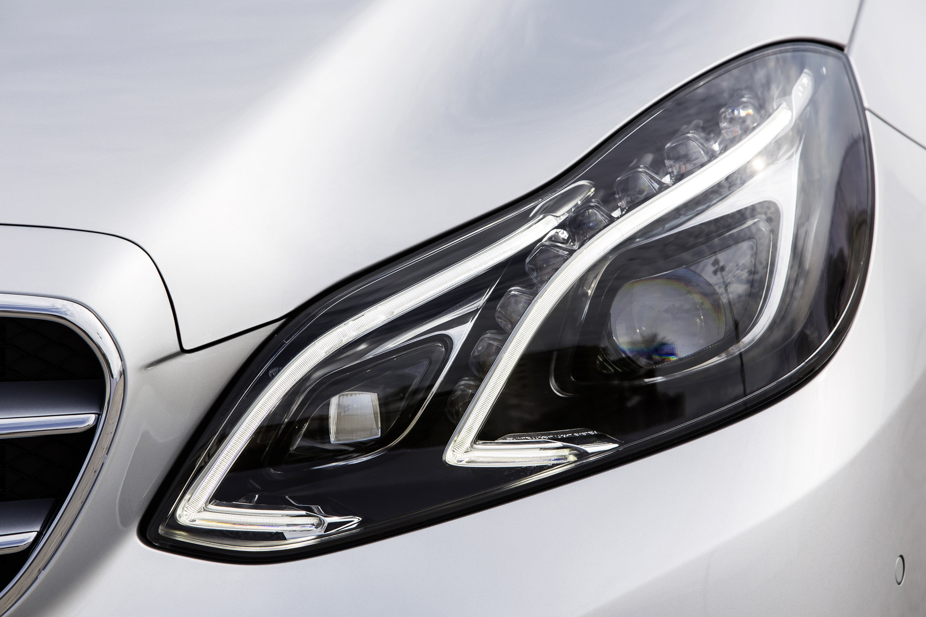 Mercedes-Benz E350 BlueTEC photo #19