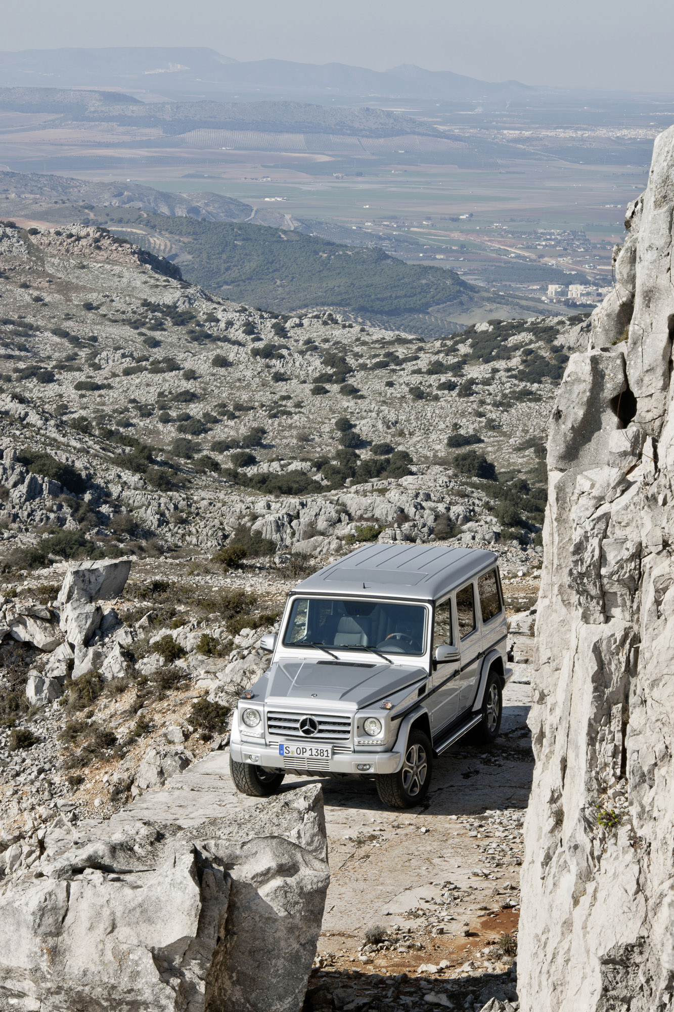 Mercedes-Benz G-Class photo #16