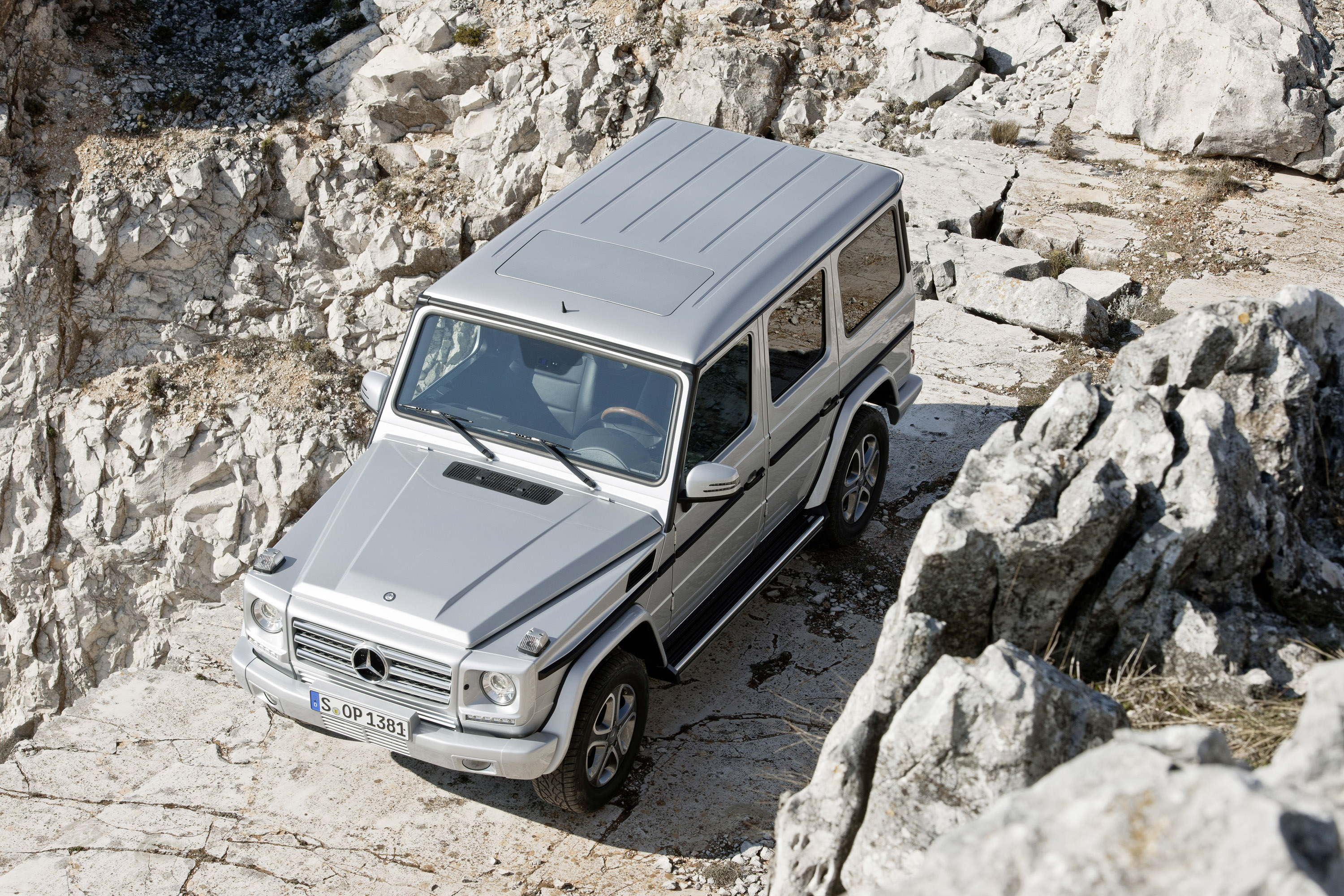 Mercedes-Benz G-Class photo #17
