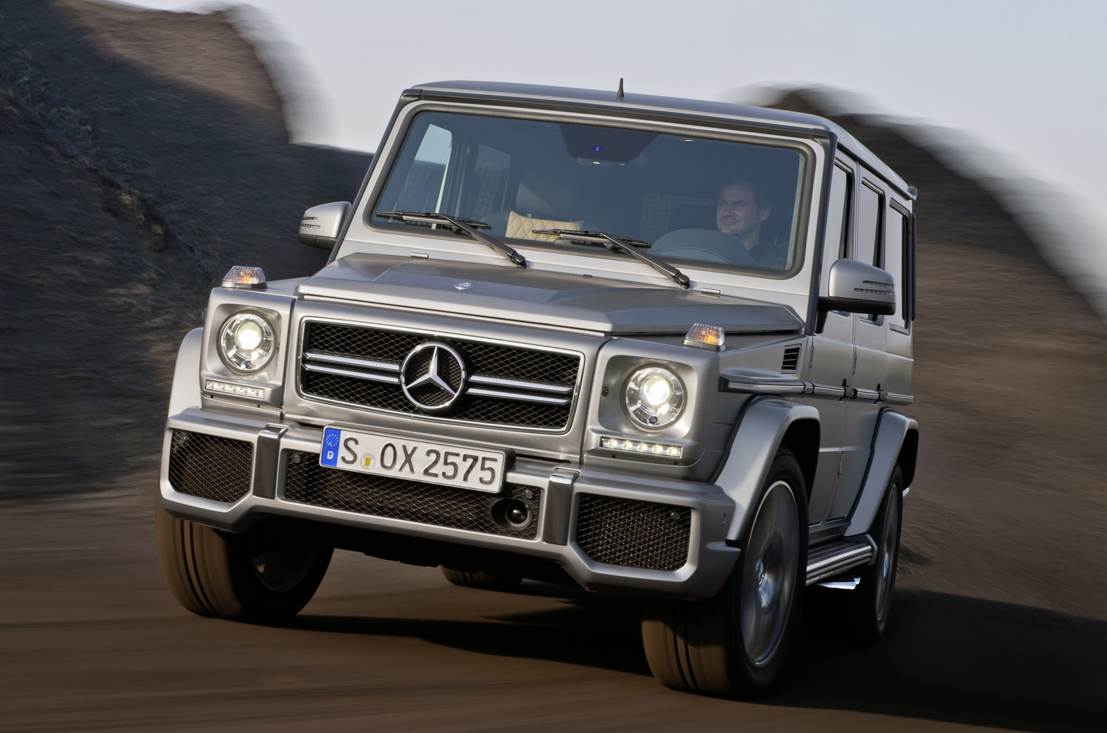 Mercedes-Benz G-Class photo #21
