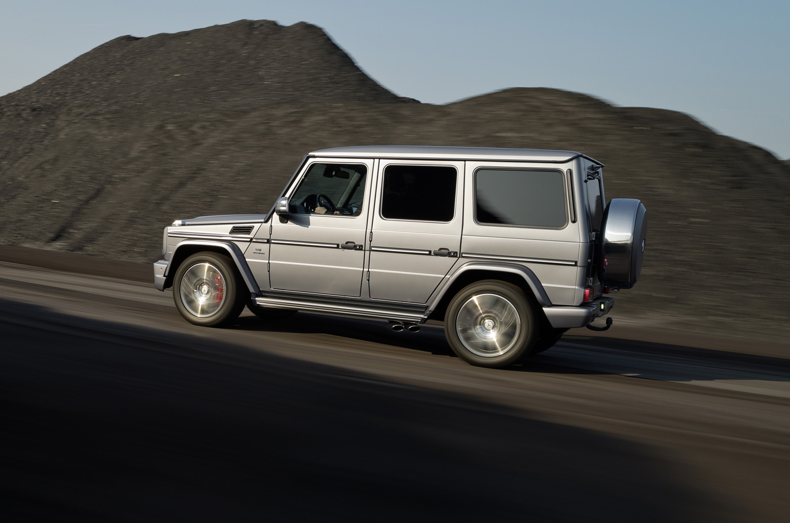 Mercedes-Benz G-Class photo #22