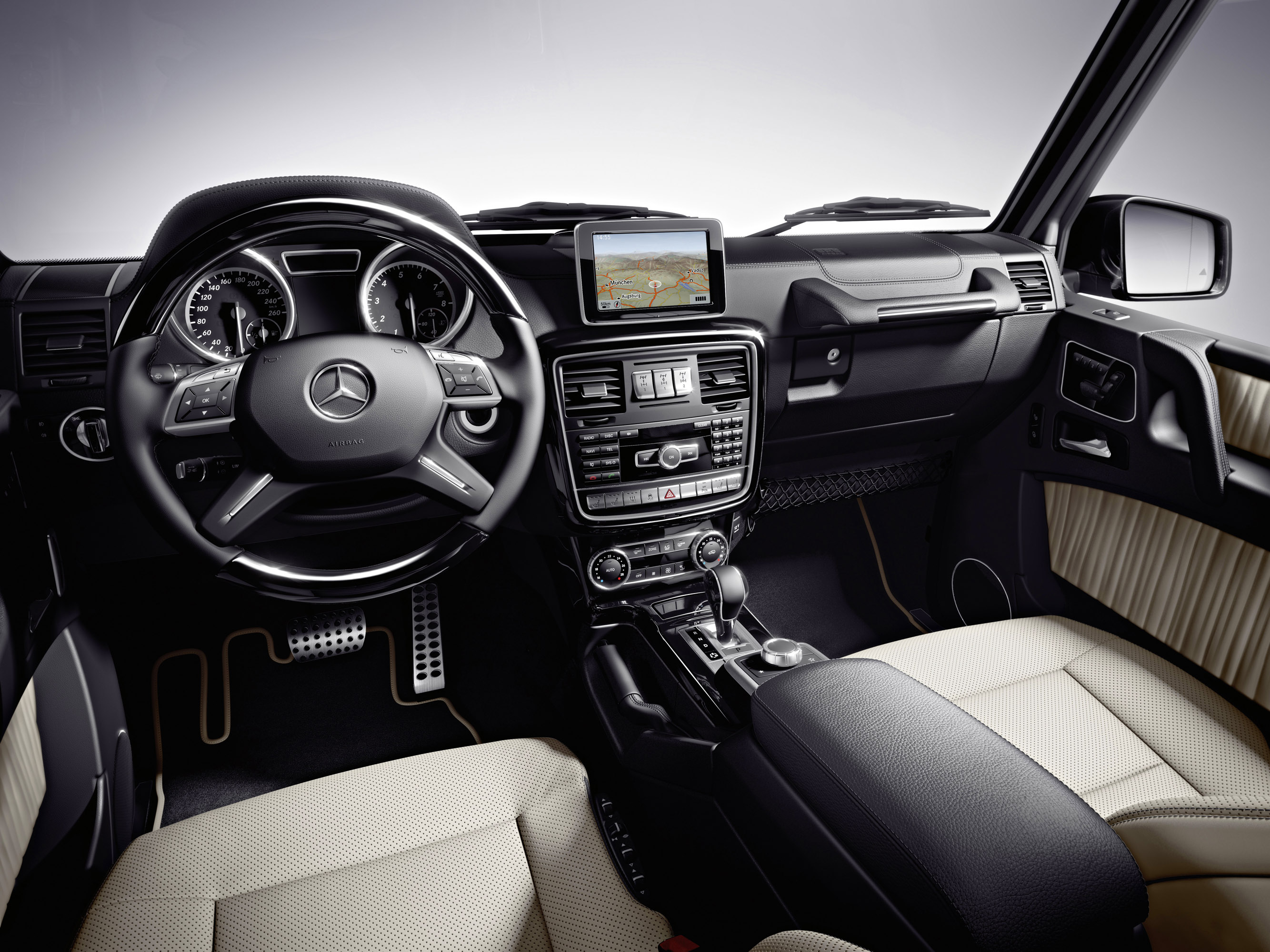 Mercedes-Benz G-Class photo #73