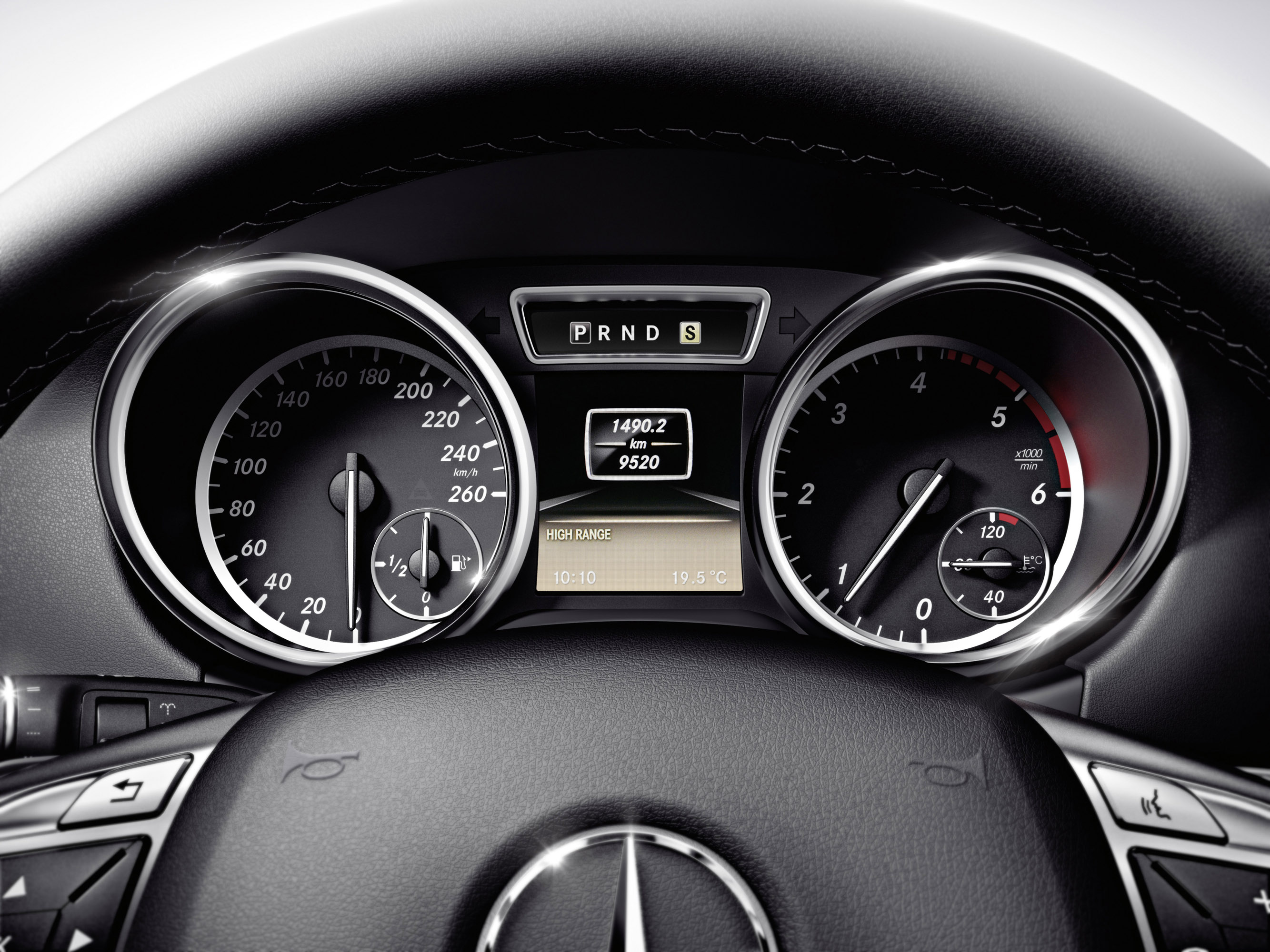 Mercedes-Benz G-Class photo #75