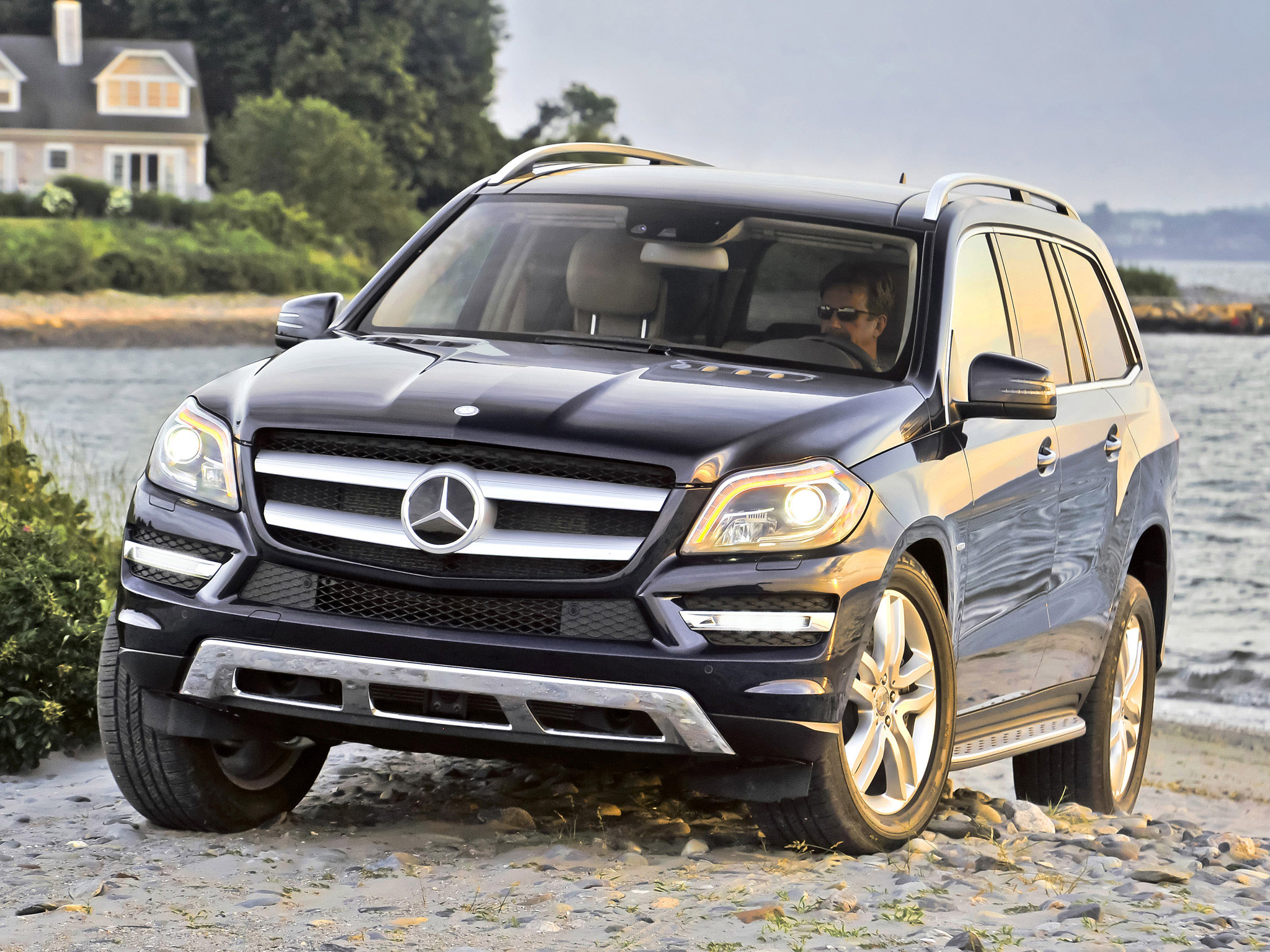 Купить мерседес джи эль. Mercedes-Benz gl-class (x166). Mercedes gl x166. Mercedes Benz gl class 166.