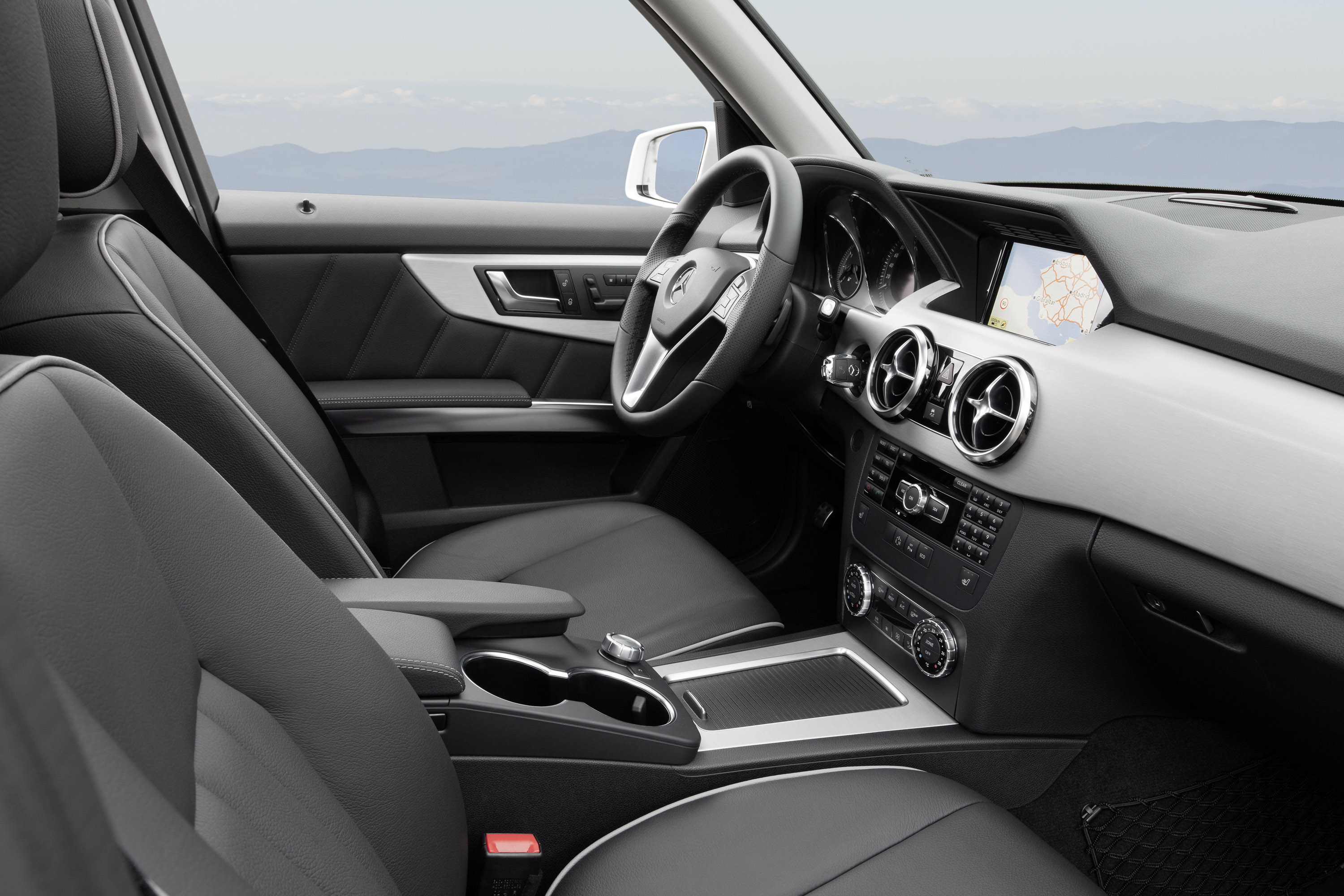 Mercedes-Benz GLK-Class photo #76