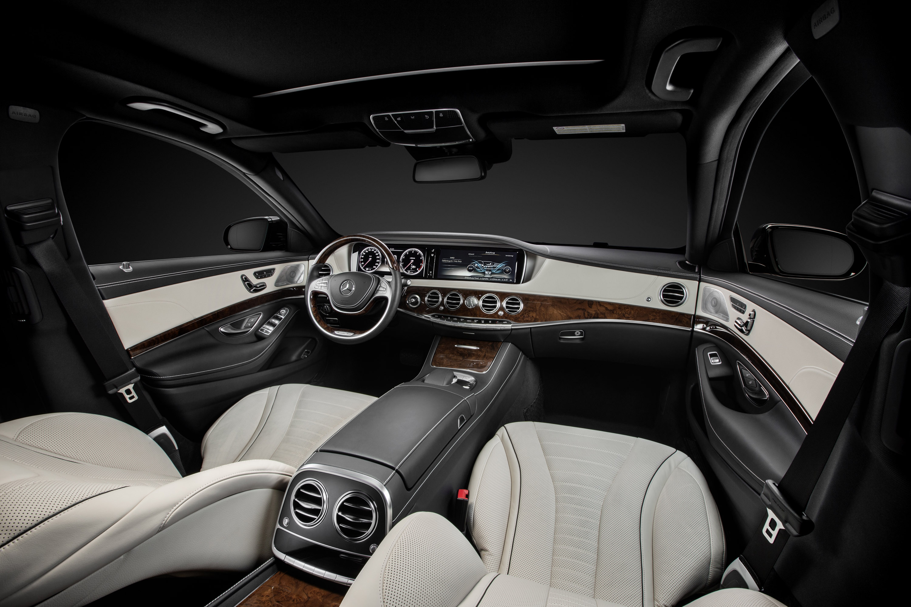 Mercedes-Benz S350 BlueTEC photo #17
