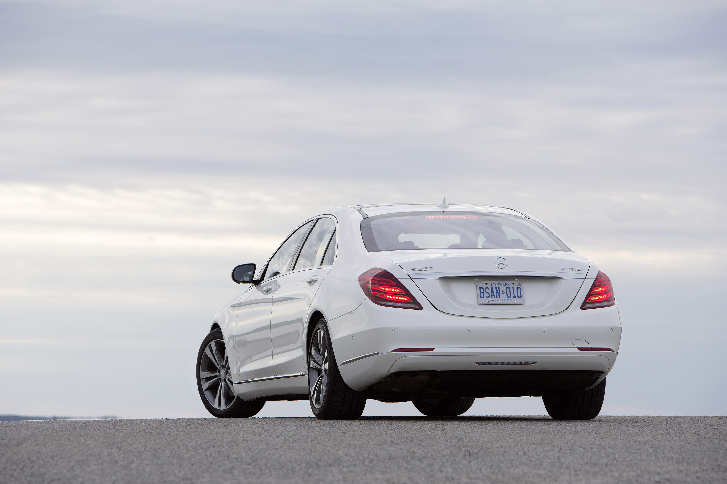 Mercedes-Benz S350 BlueTEC photo #29