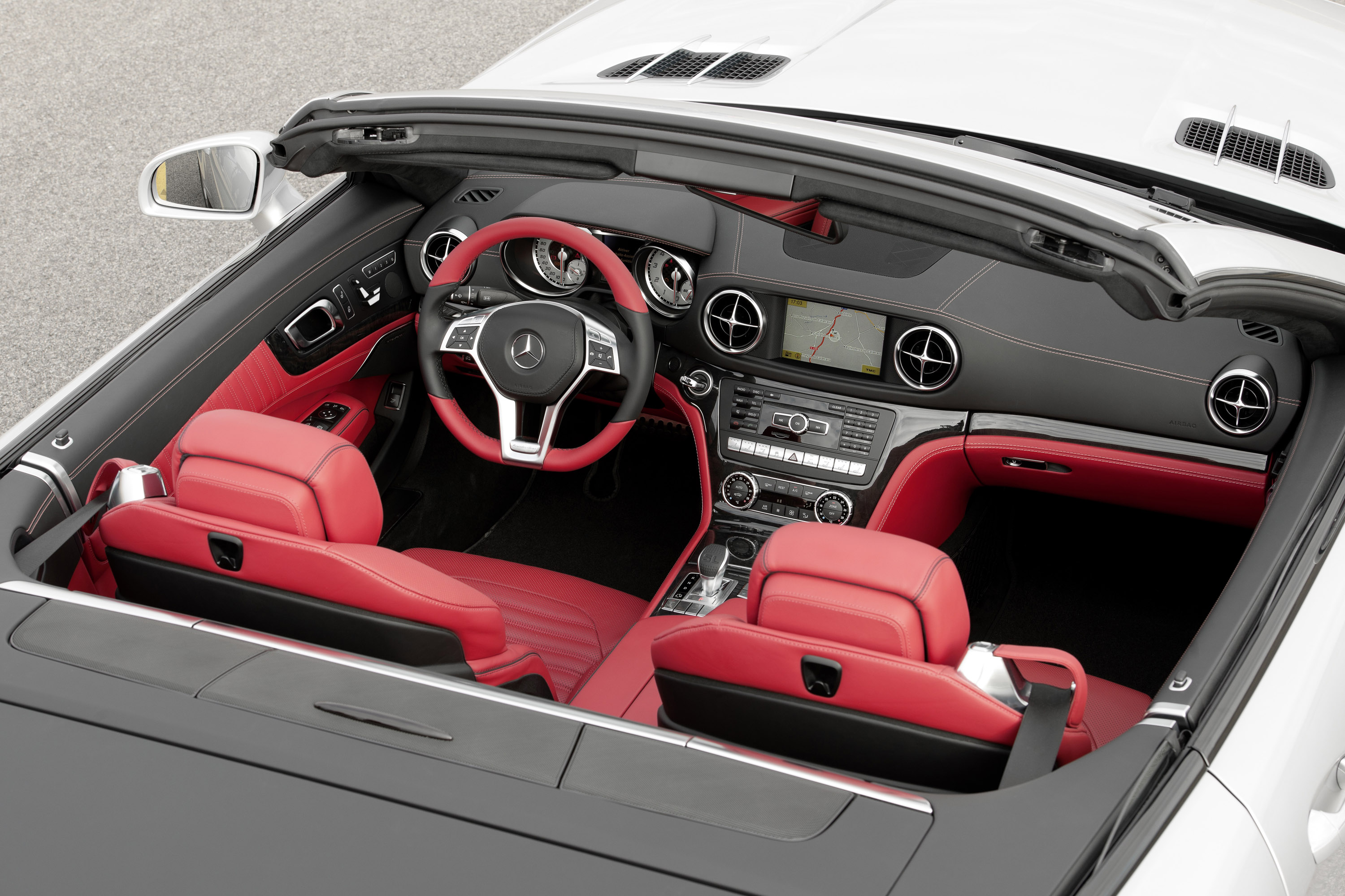 Mercedes-Benz SL-Class photo #28