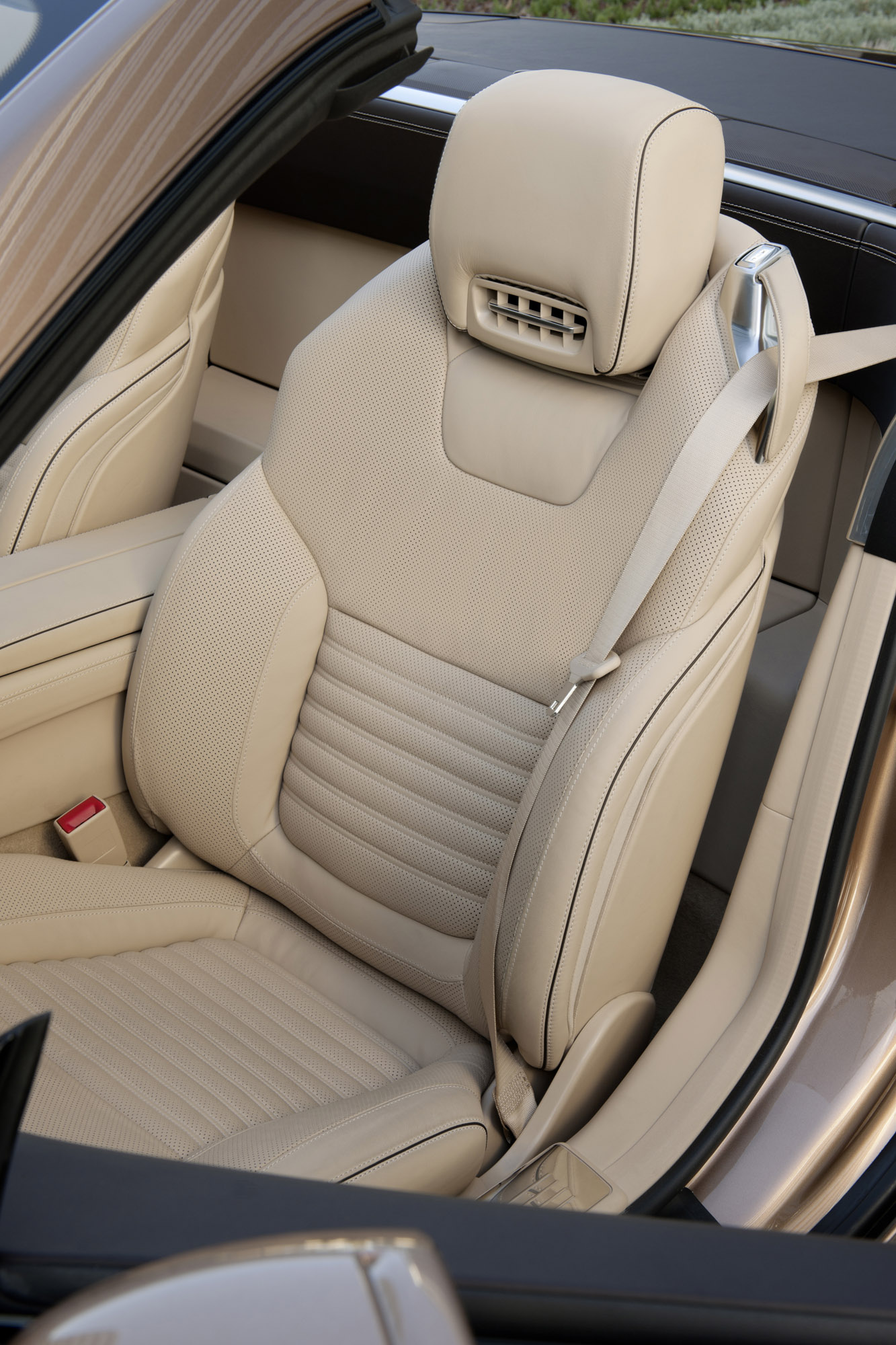 Mercedes-Benz SL-Class photo #32