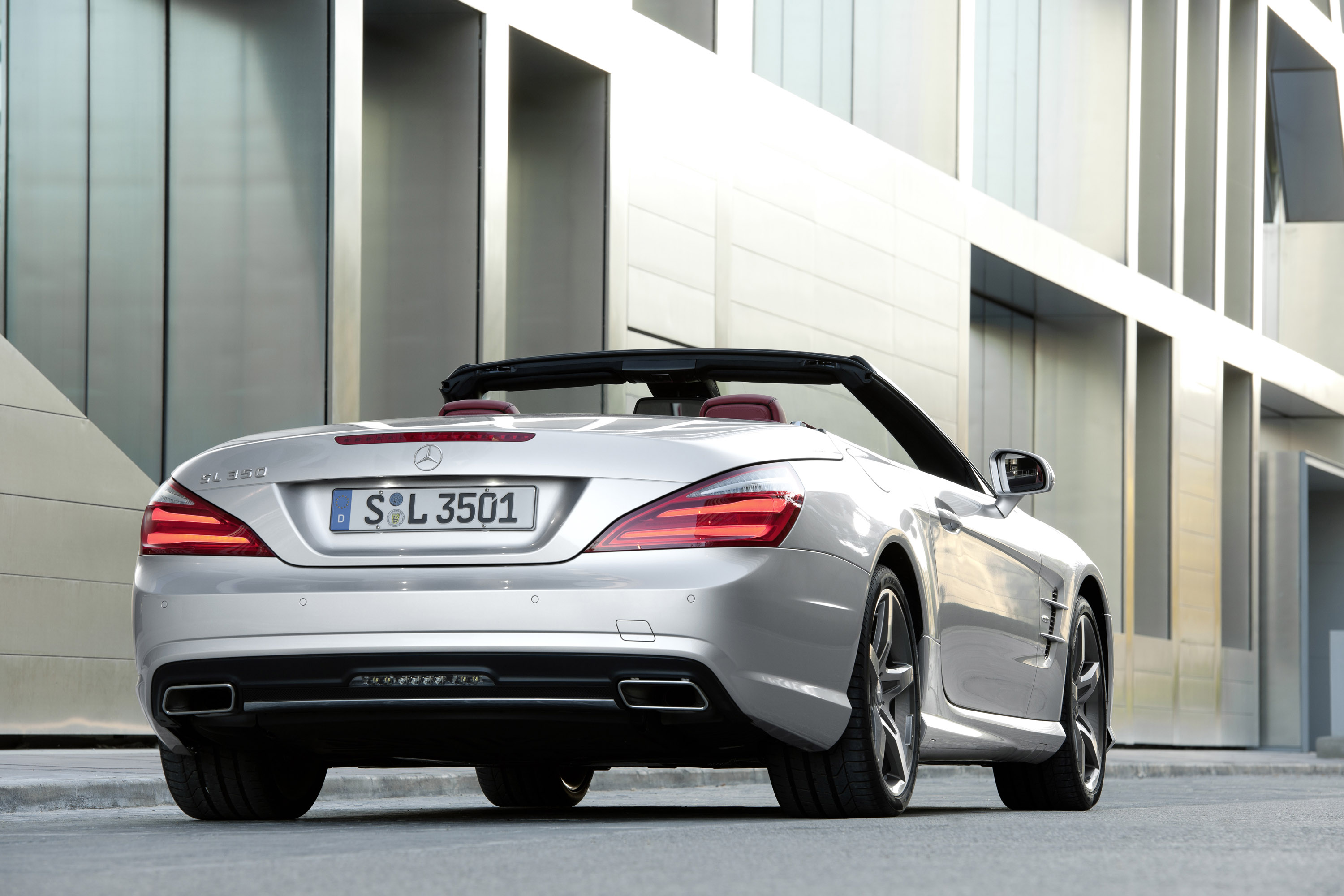 Mercedes-Benz SL-Class photo #37
