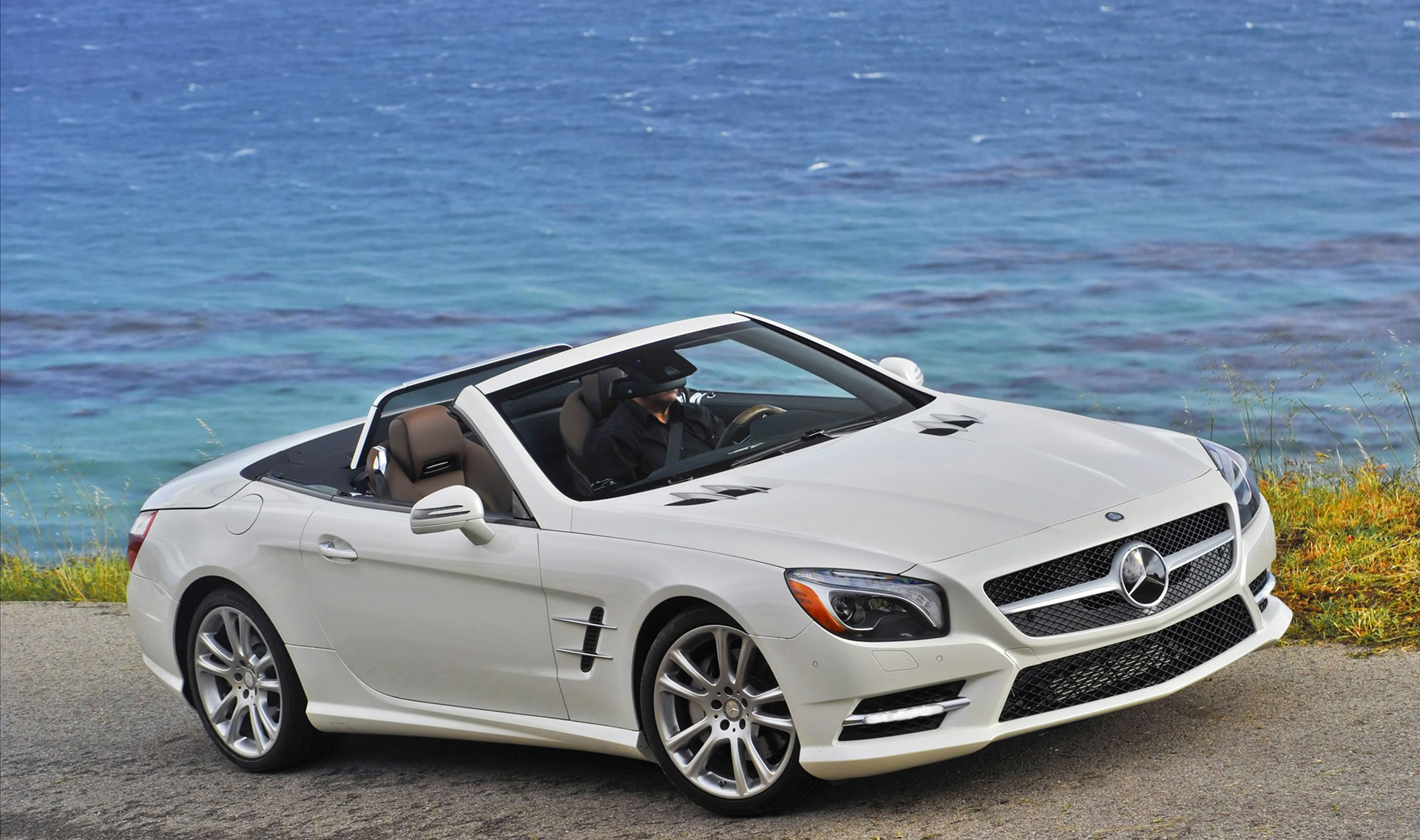 Mercedes-Benz SL550 photo #1