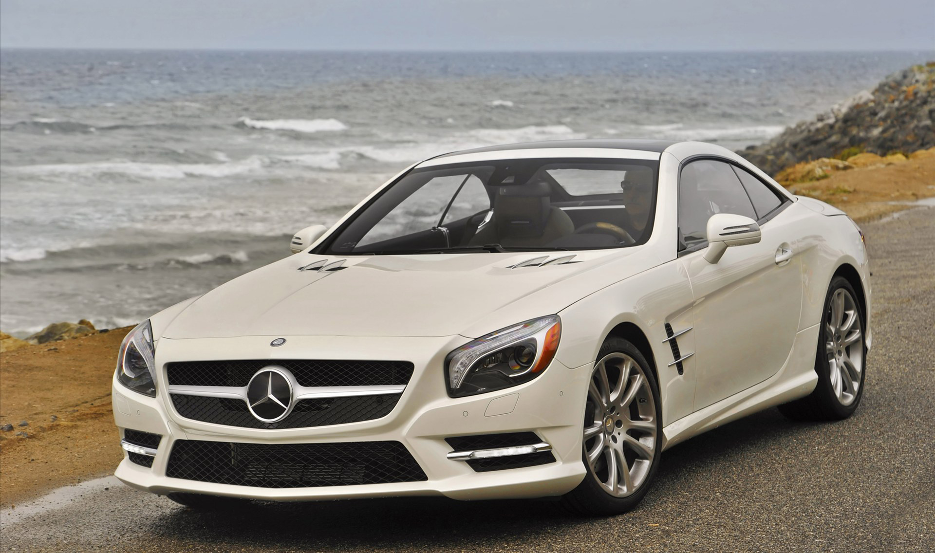 Mercedes-Benz SL550 photo #3