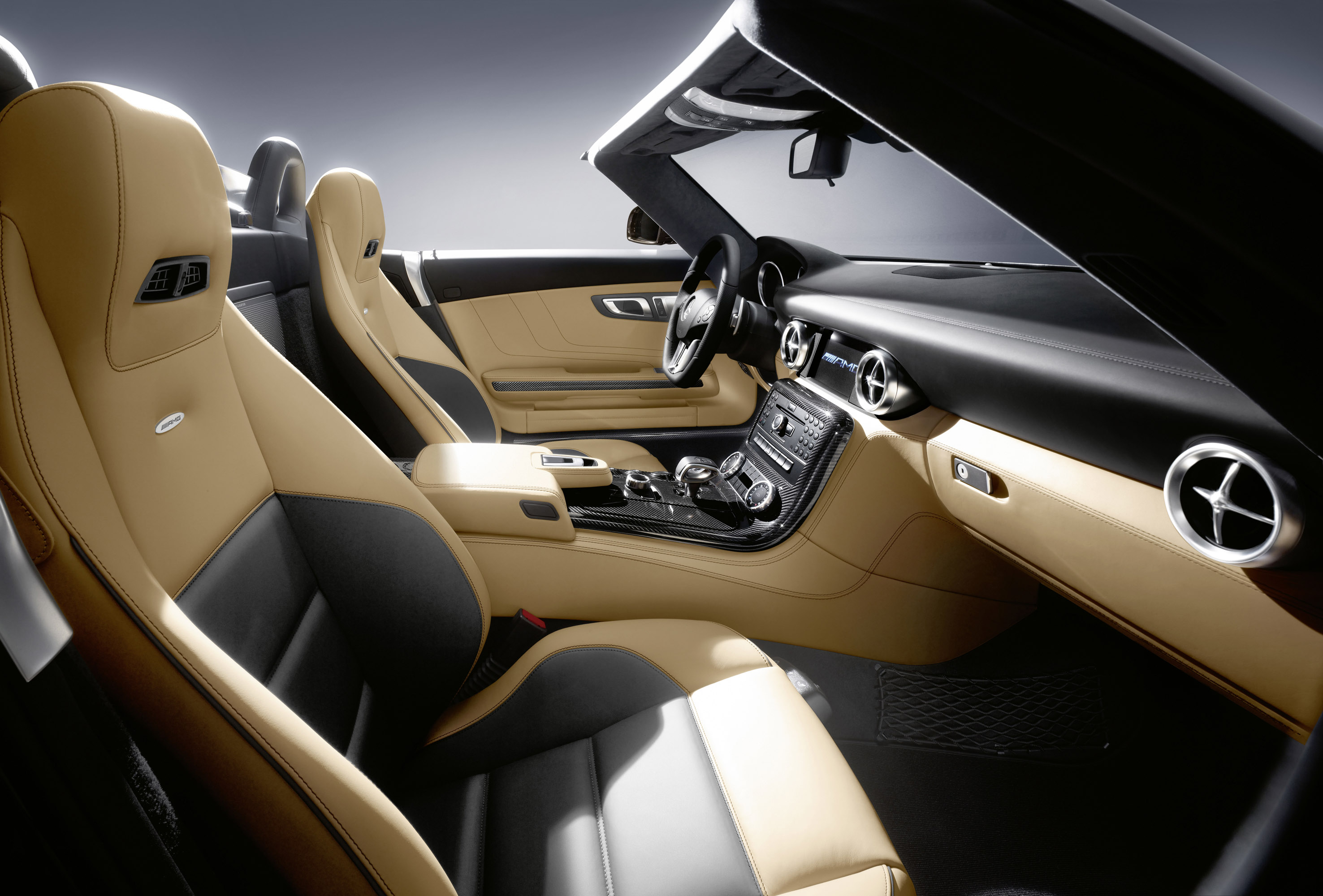 Mercedes-Benz SLS AMG GT Roadster photo #32