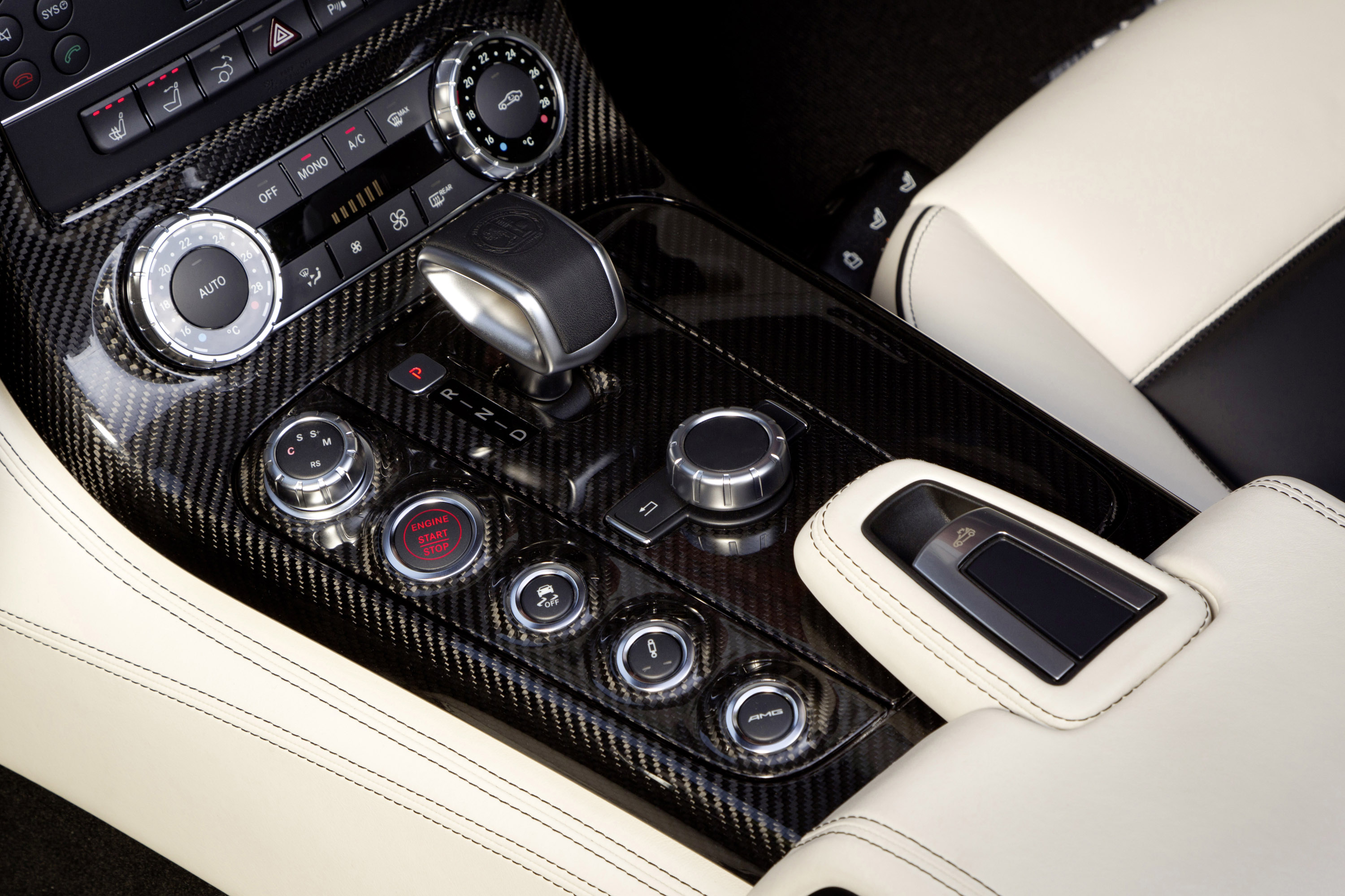 Mercedes-Benz SLS AMG GT Roadster photo #40