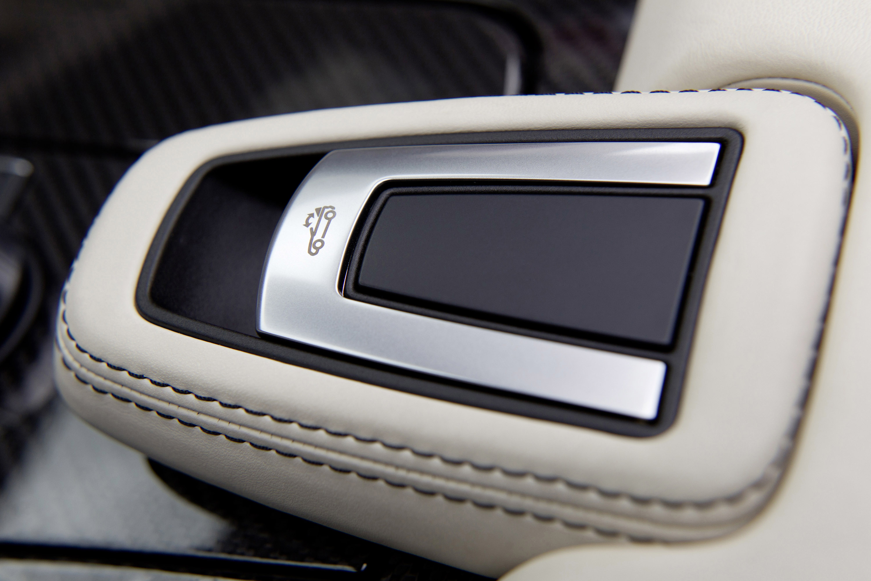 Mercedes-Benz SLS AMG GT Roadster photo #59