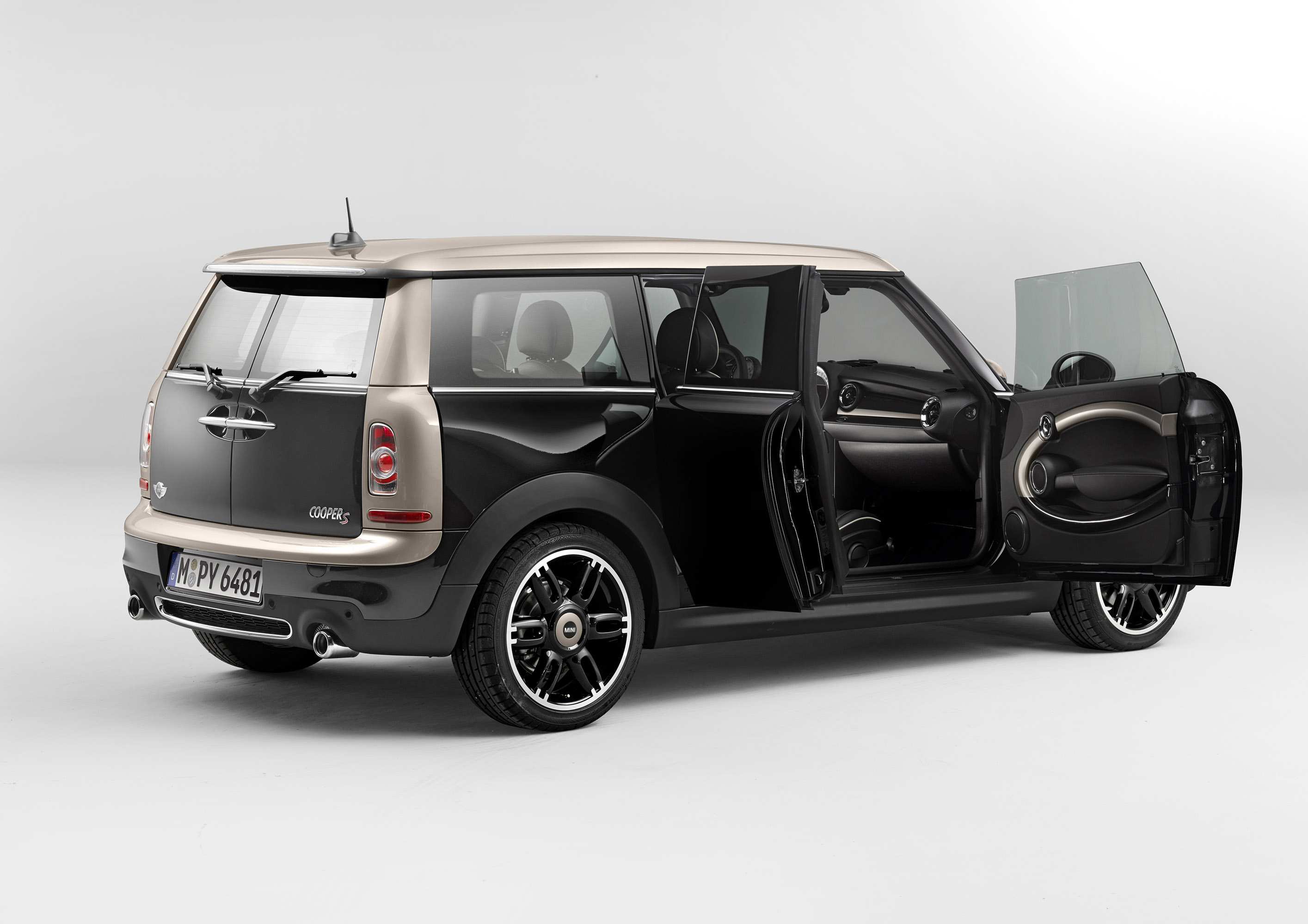 MINI Clubman Bond Street photo #32