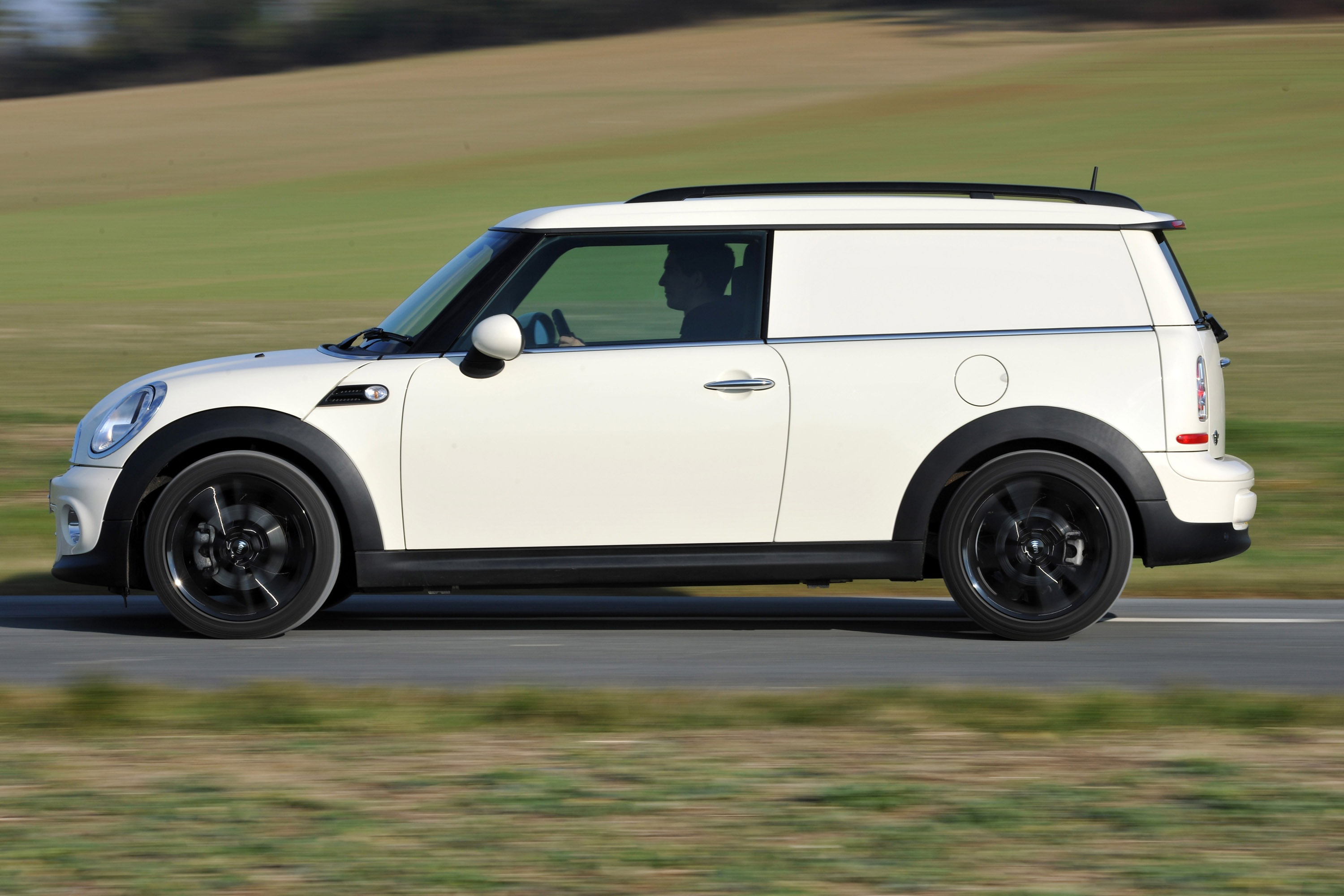 Mini Clubvan photo #30
