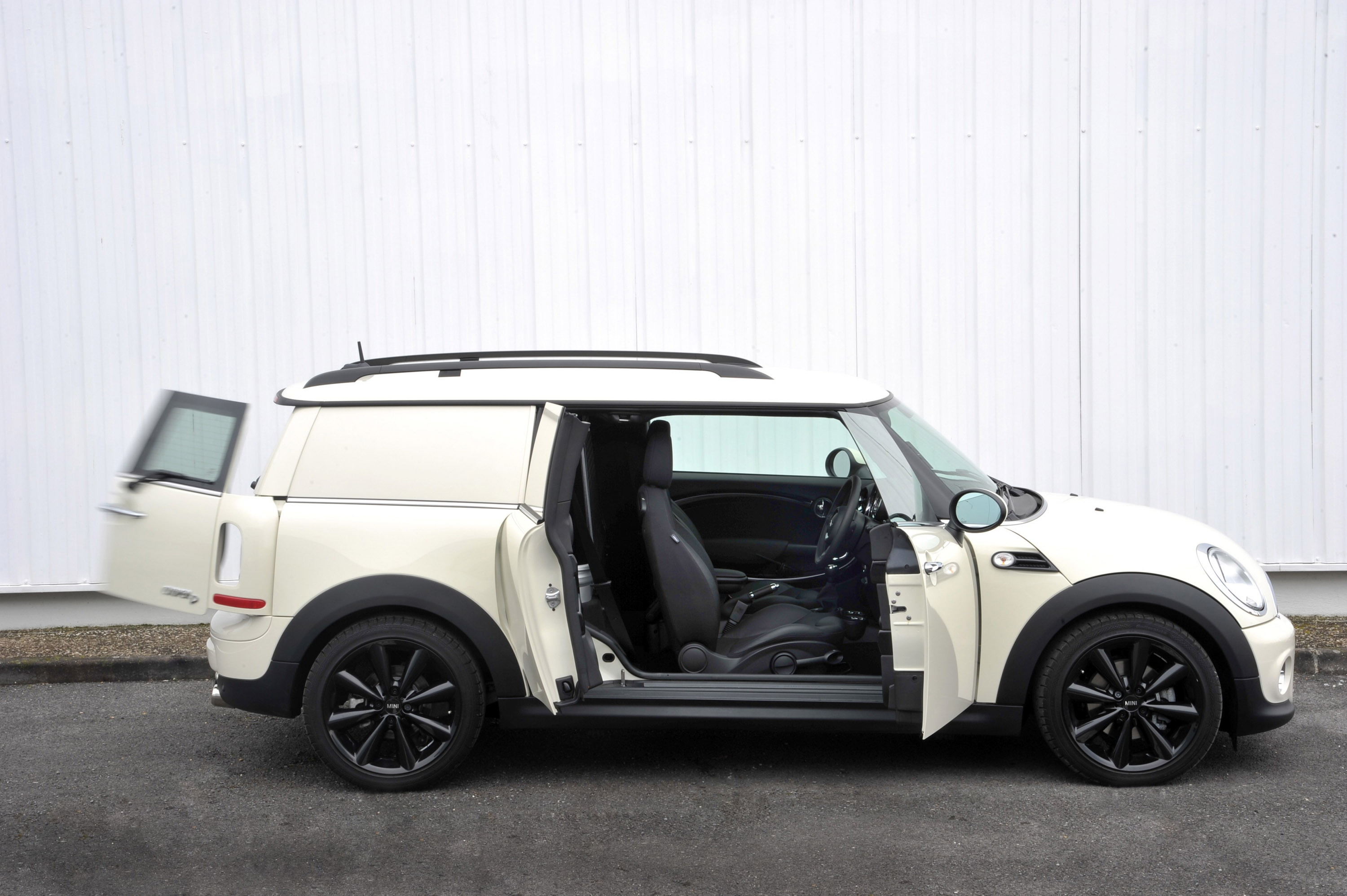 Mini Clubvan photo #38