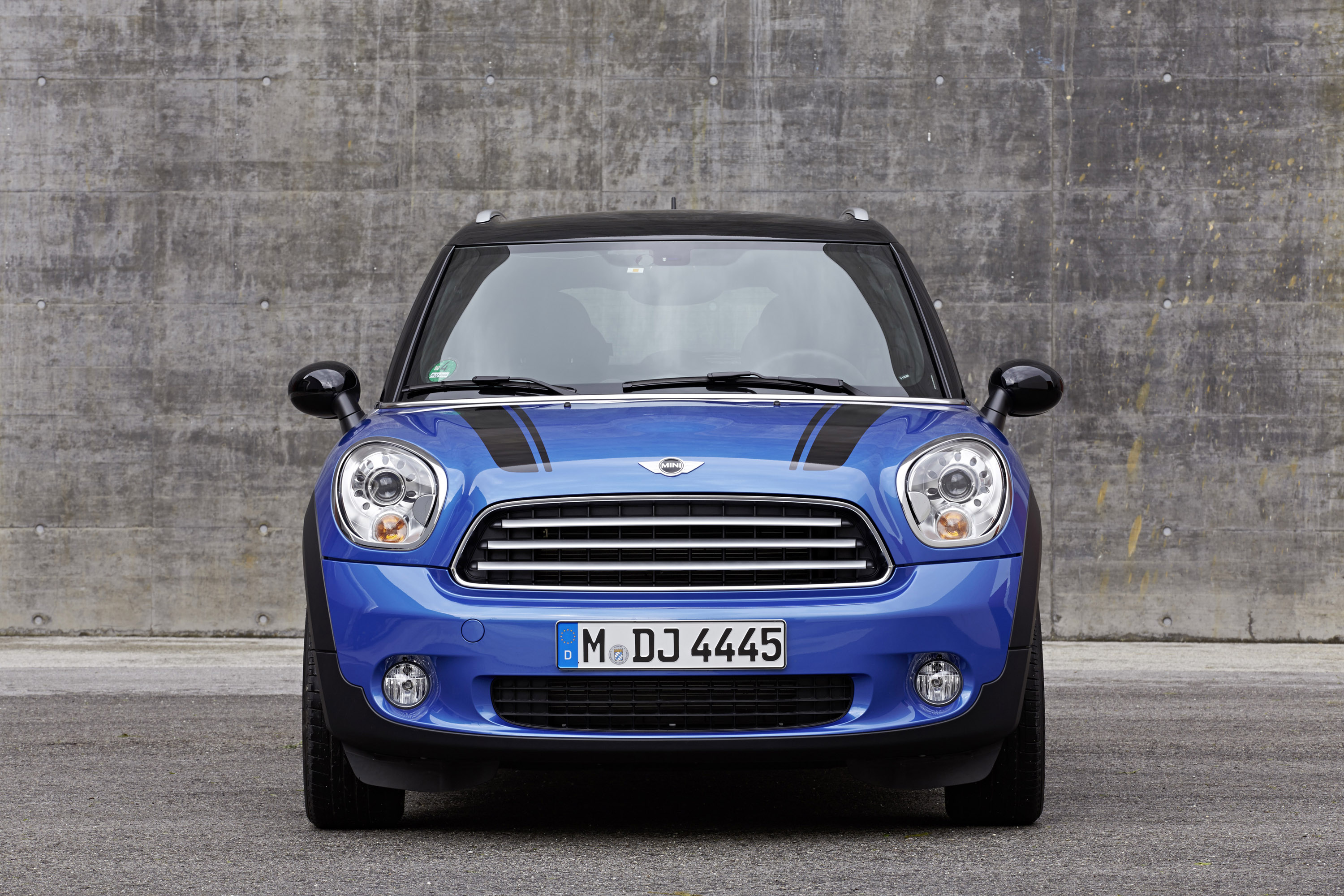 MINI Countryman Cooper ALL4 photo #2