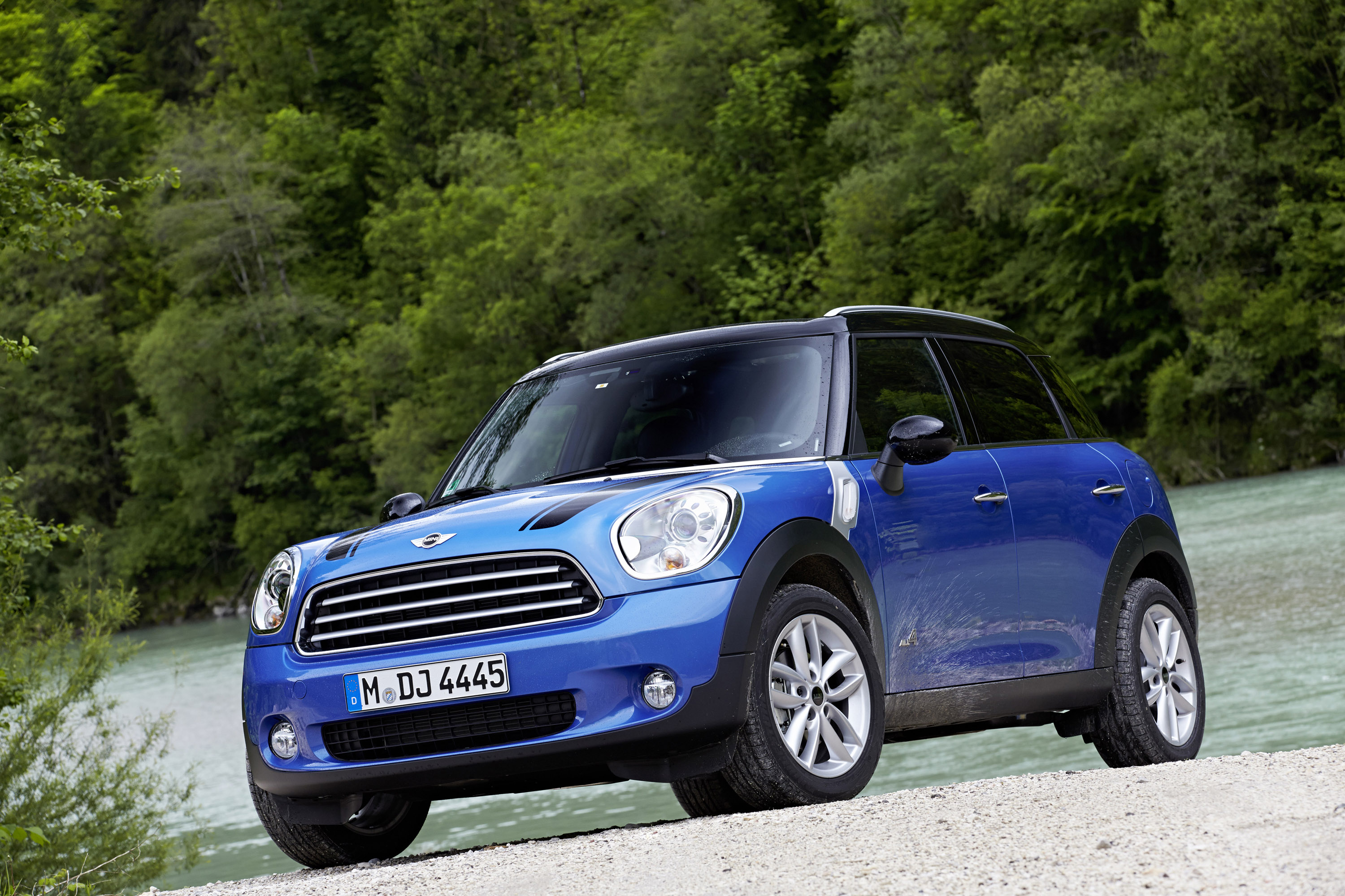 MINI Countryman Cooper ALL4 photo #18