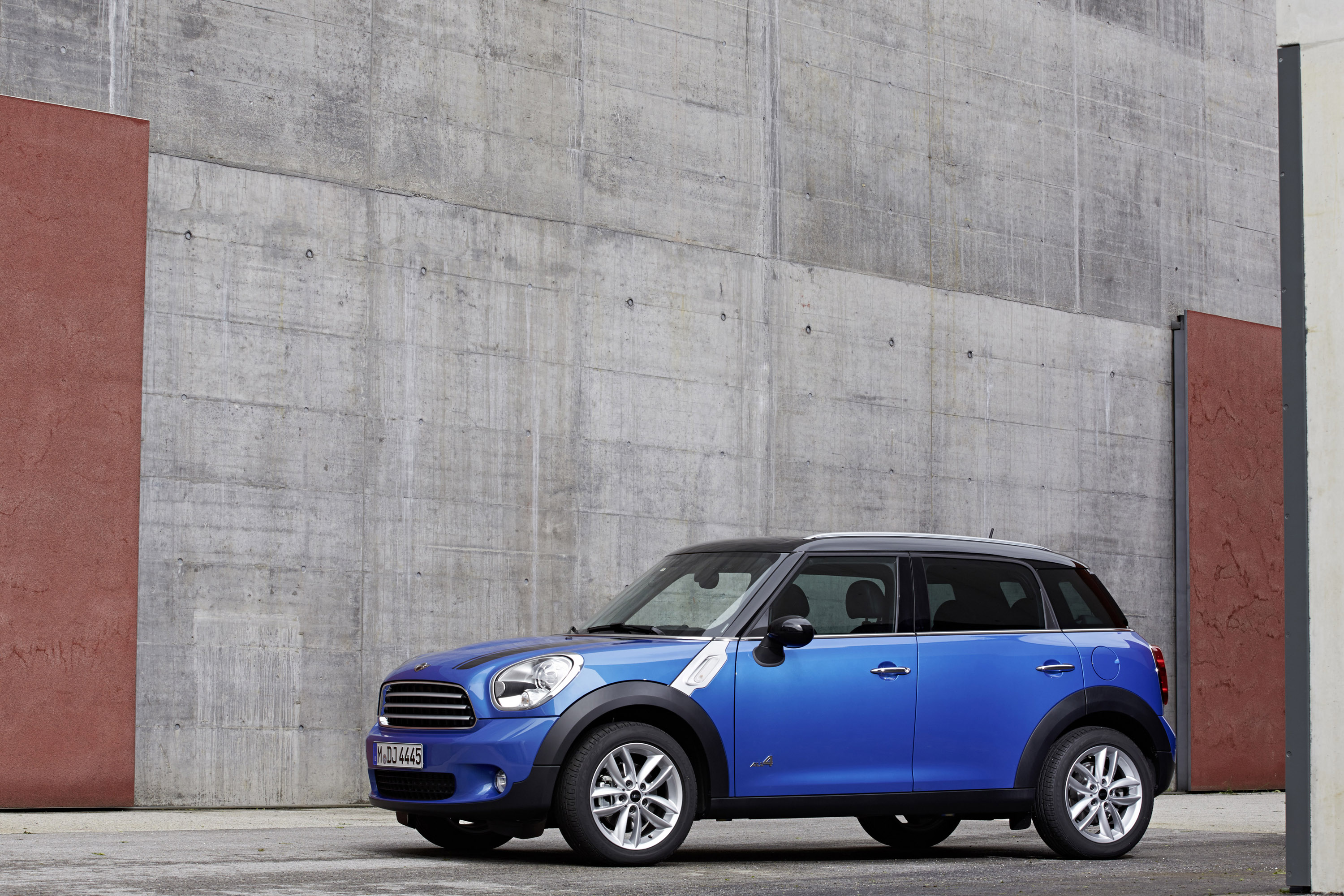 MINI Countryman Cooper ALL4 photo #33
