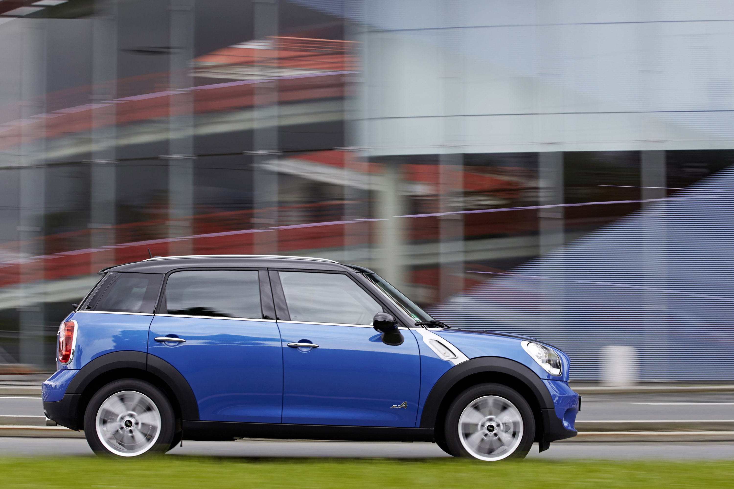 MINI Countryman Cooper ALL4 photo #36