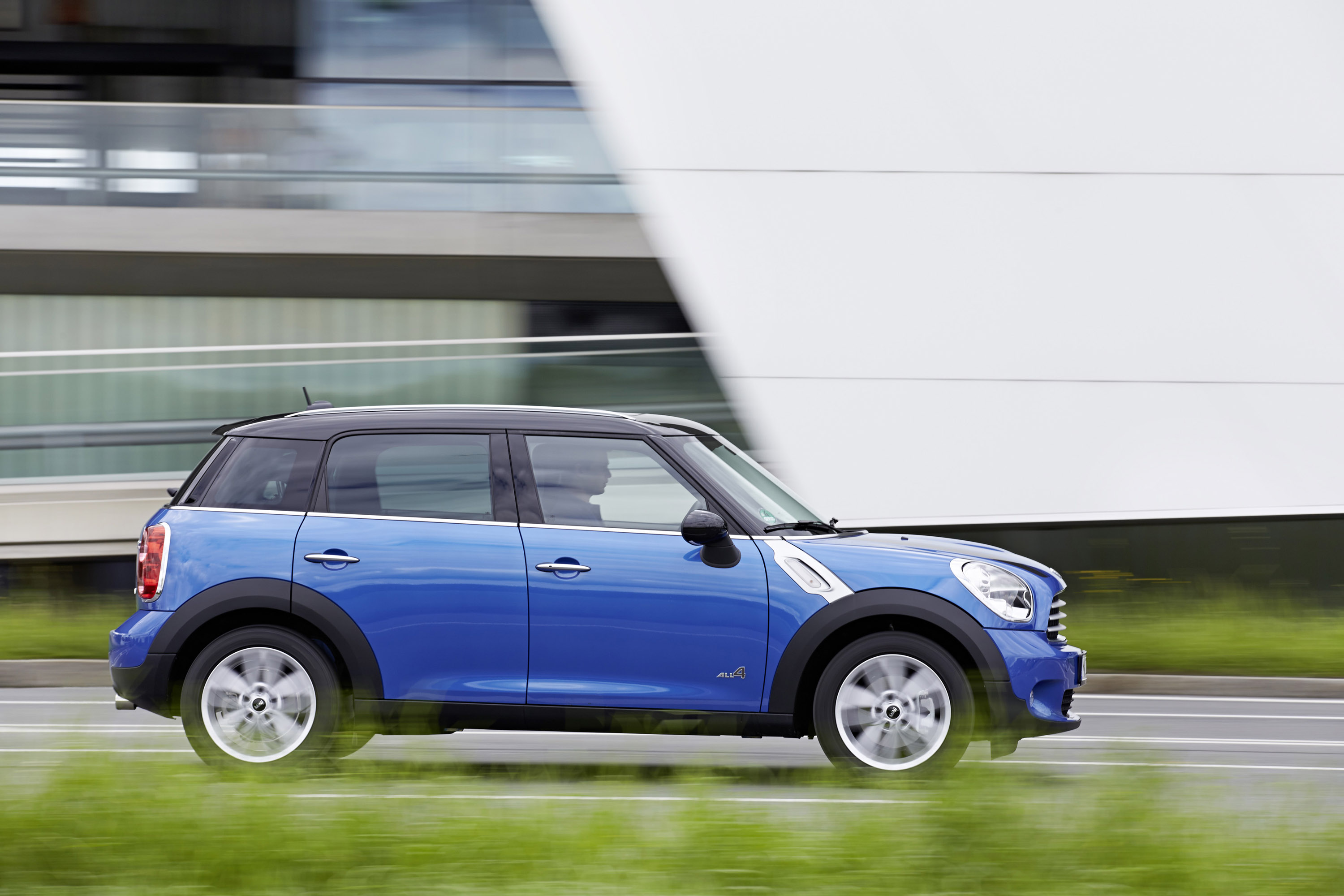 MINI Countryman Cooper ALL4 photo #37