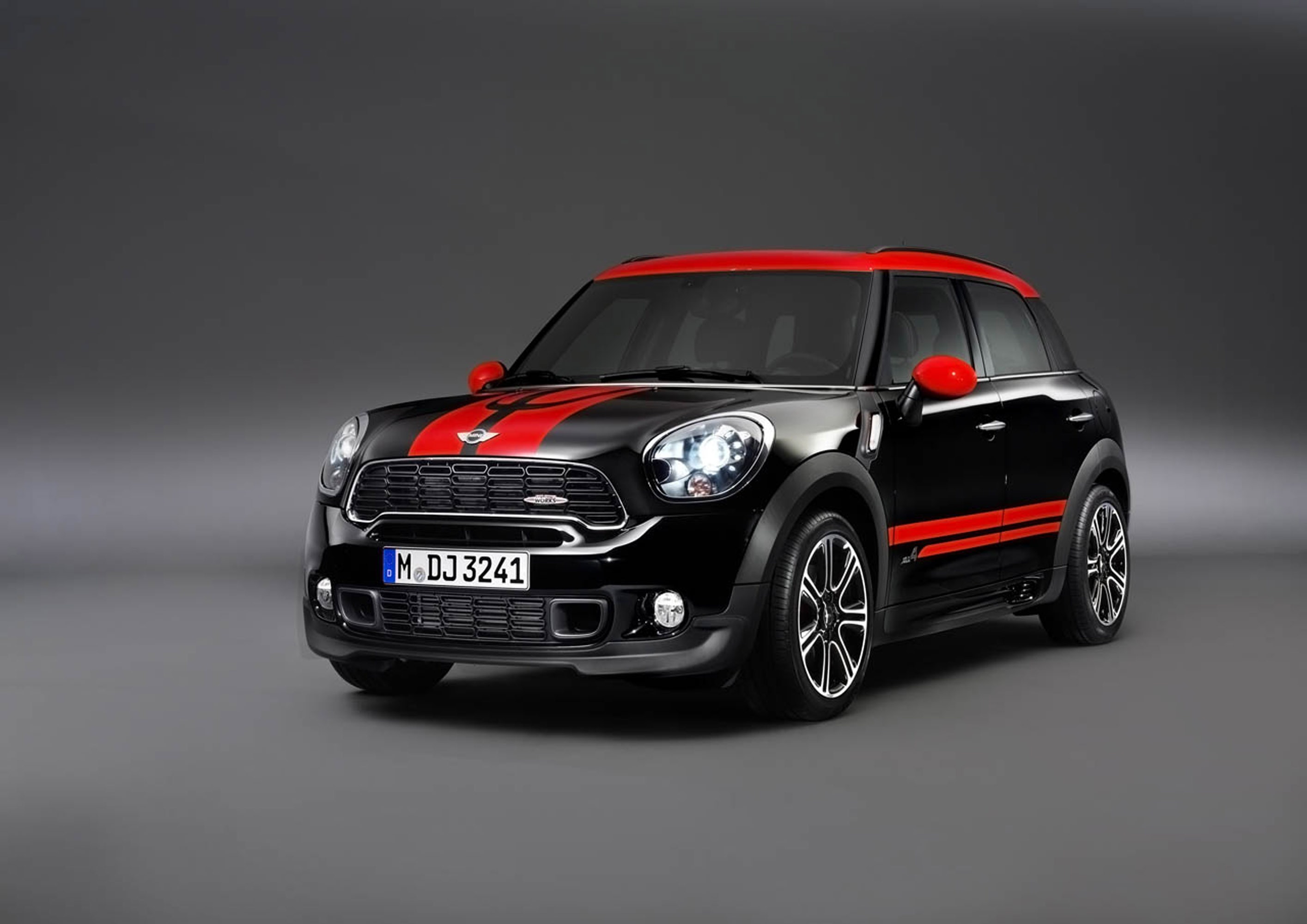 Mini Countryman John Cooper Works photo #1