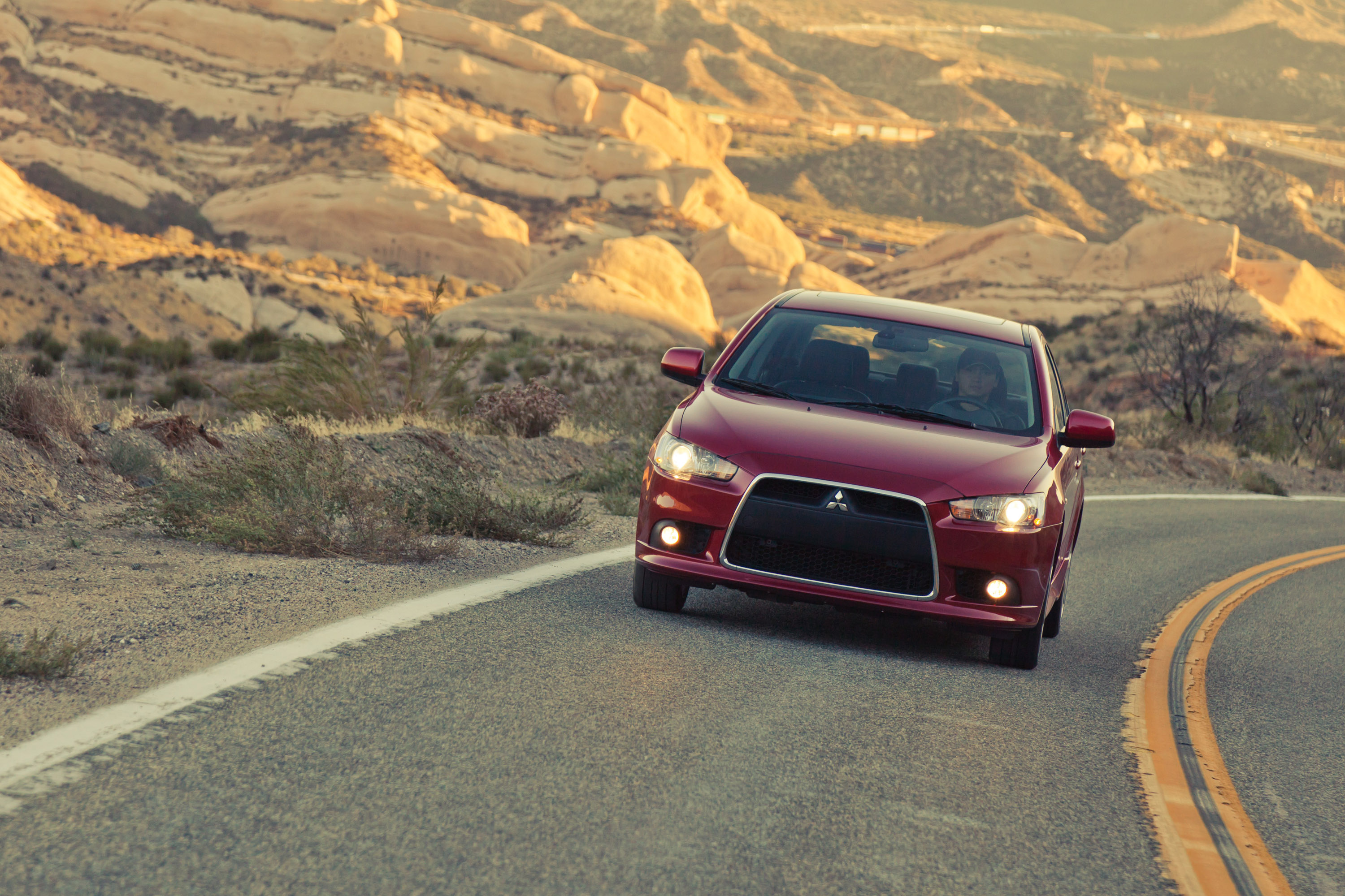 Mitsubishi Lancer photo #3