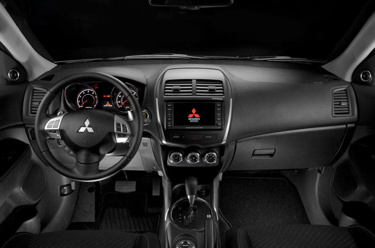 Mitsubishi Outlander Sport photo #21