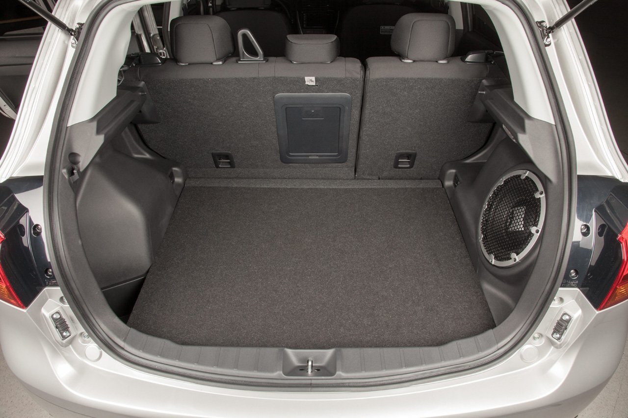 Mitsubishi Outlander Sport photo #32