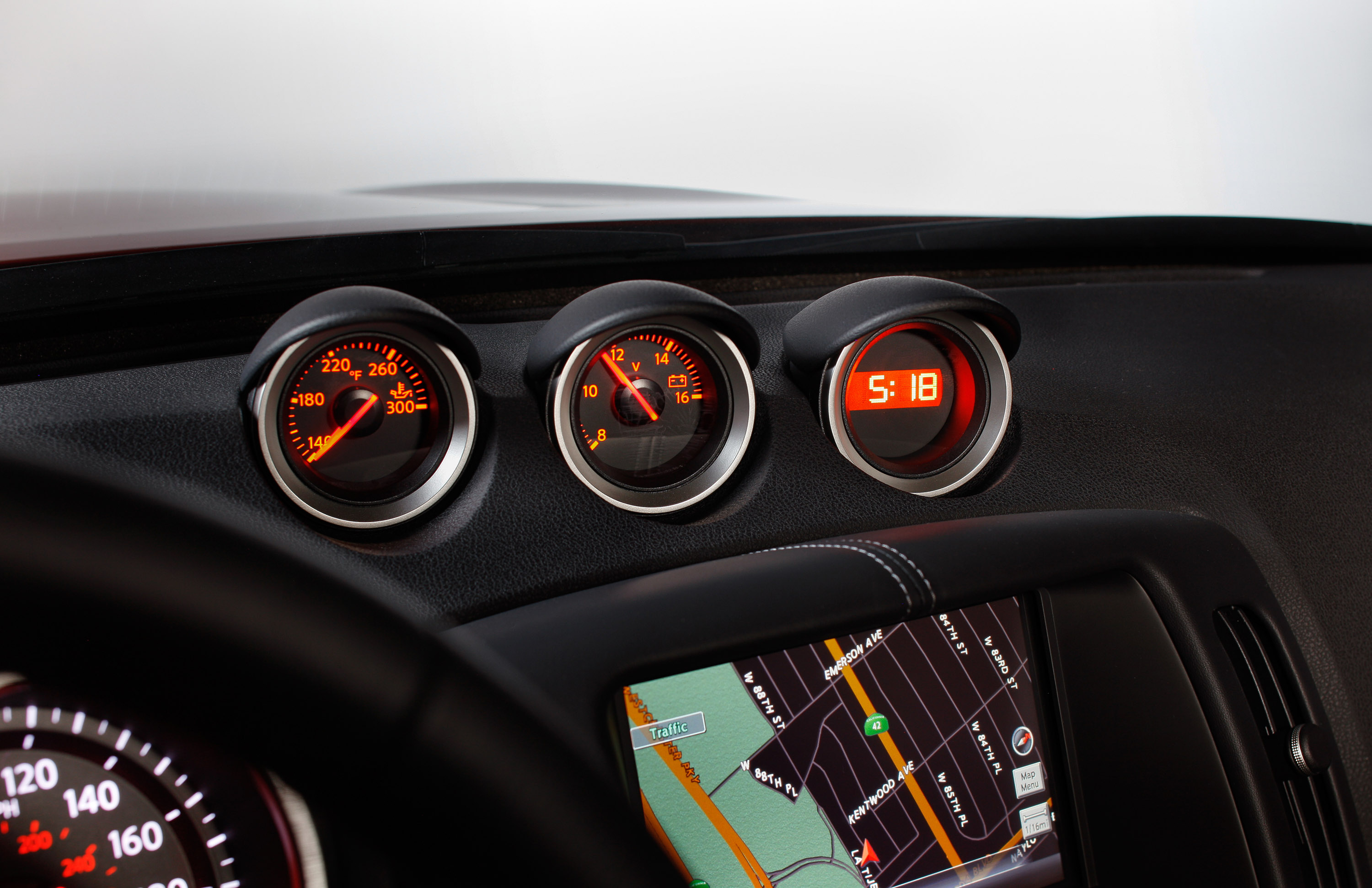 Nissan 370Z photo #15