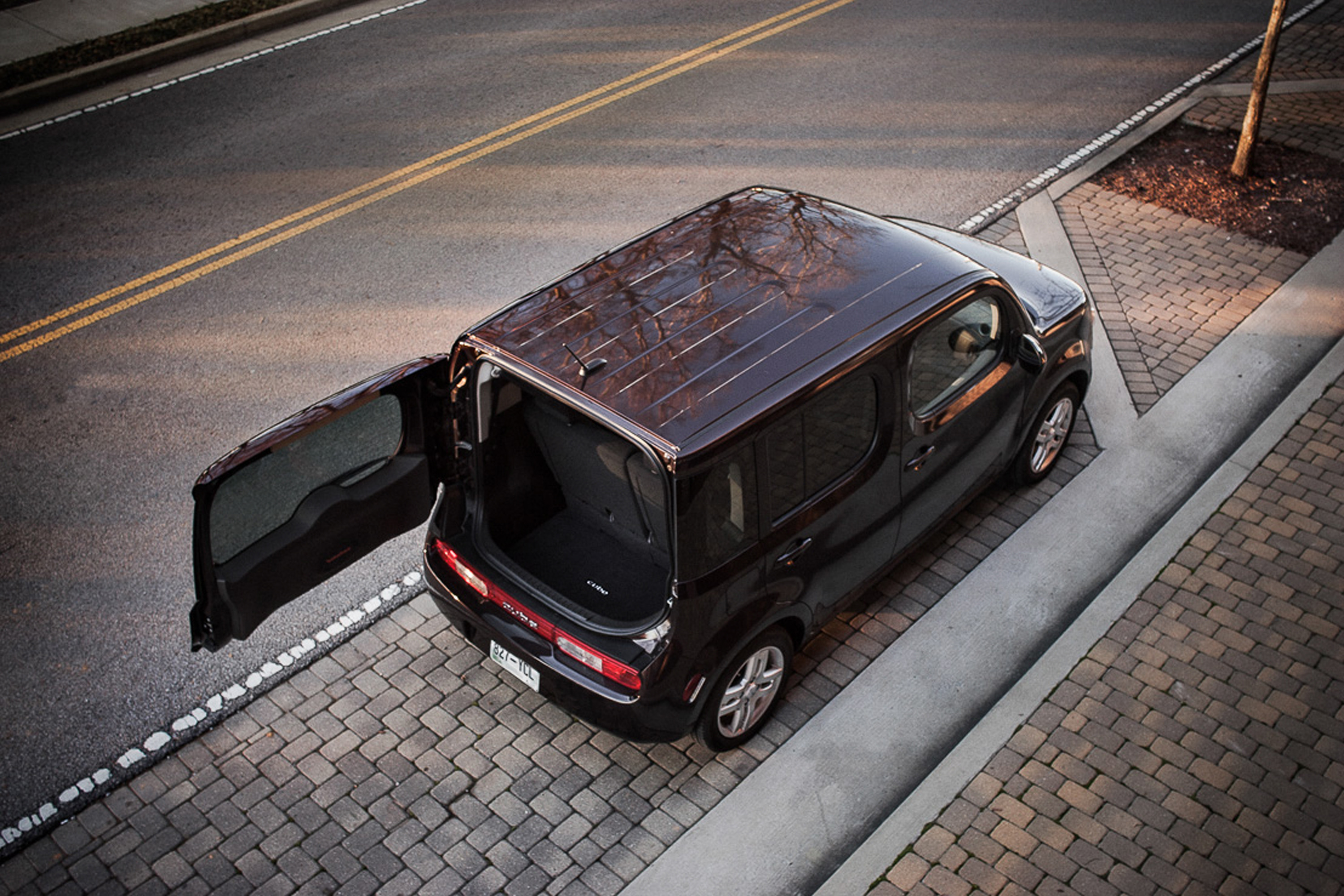 Nissan Cube photo #8
