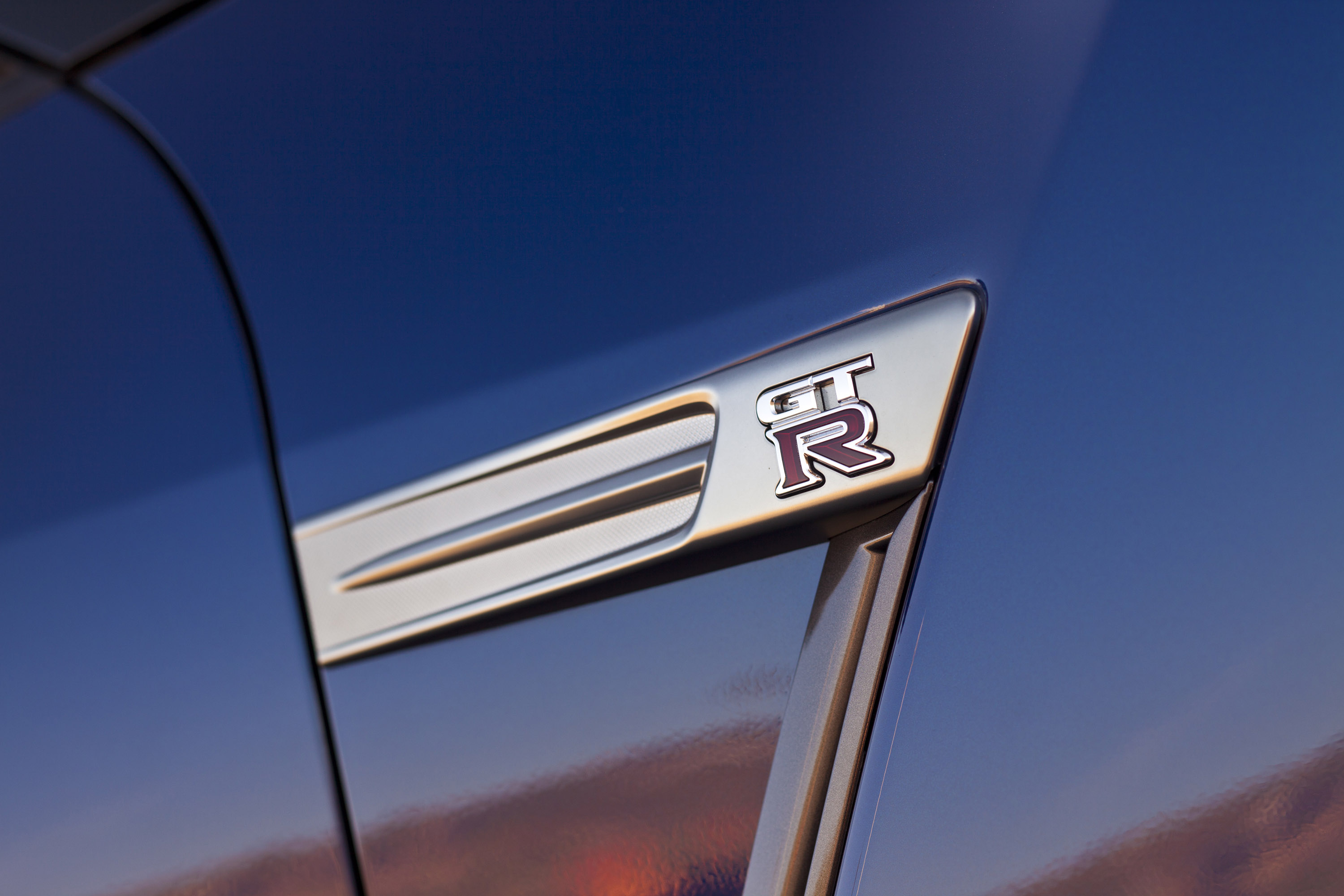 Nissan GT-R photo #32