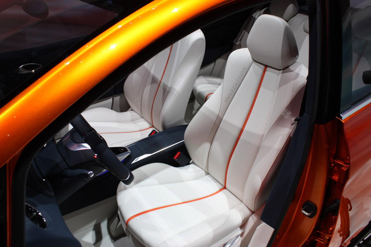 Nissan Invitation Concept photo #18